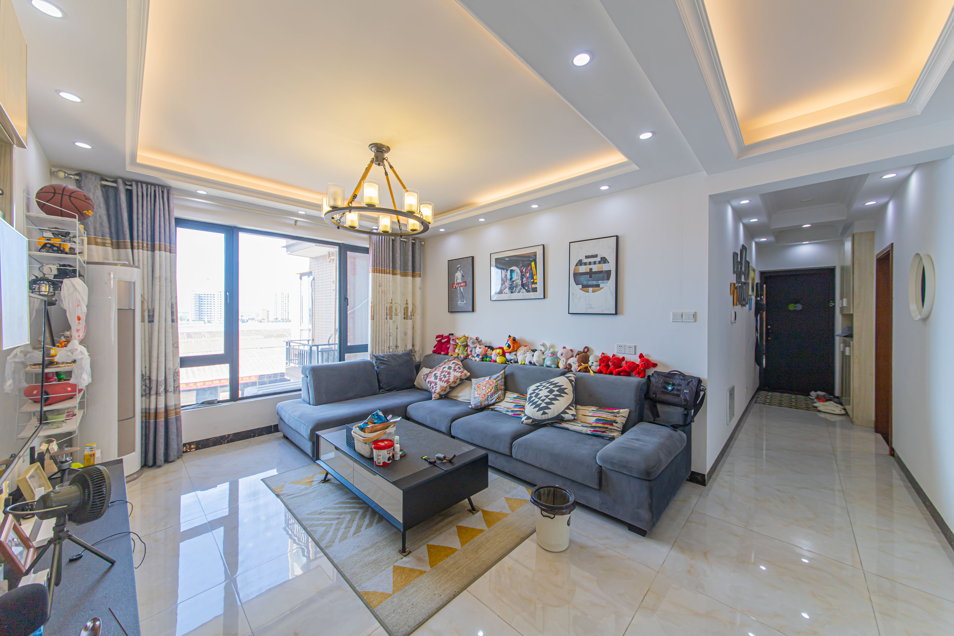 中信凯旋城(中信新城四期) 3室2厅2卫 120.0万 中信凯旋城(中信新城四期) 3室2厅2卫 120.0万客厅