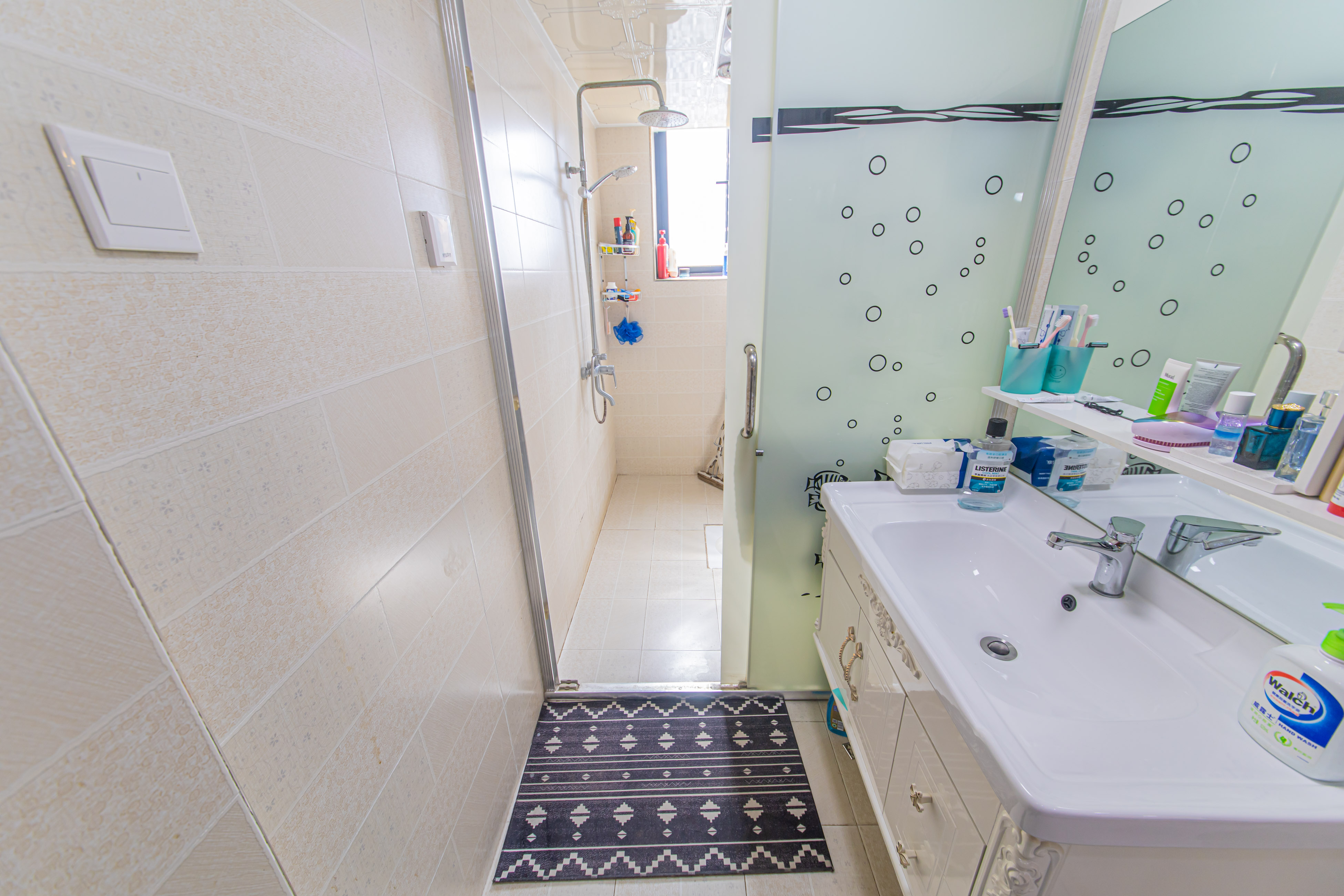 中信凯旋城(中信新城四期) 3室2厅2卫 120.0万 中信凯旋城(中信新城四期) 3室2厅2卫 120.0万卫生间