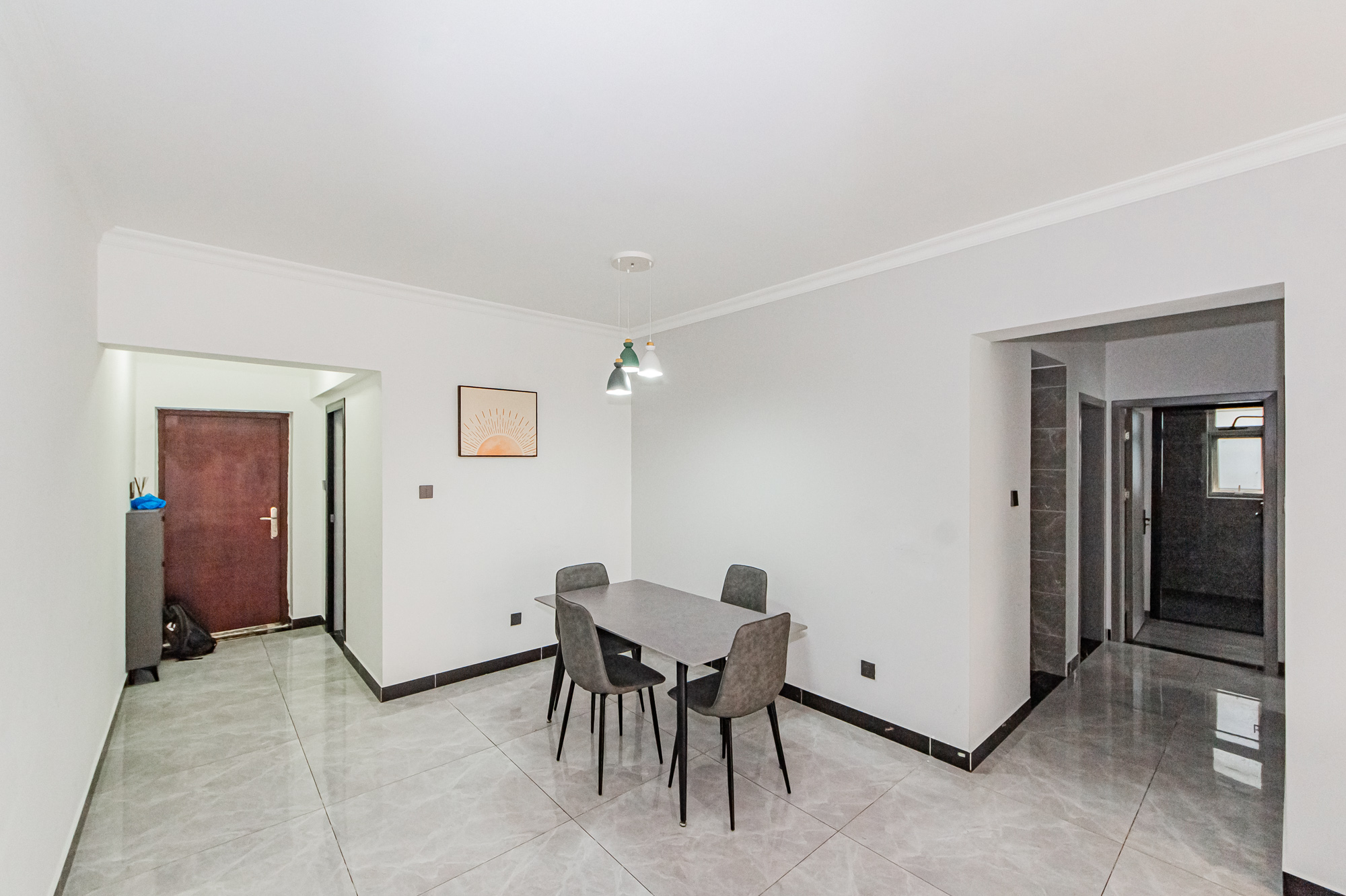 北辰三角洲E3区  3室2厅2卫    166.0万客厅