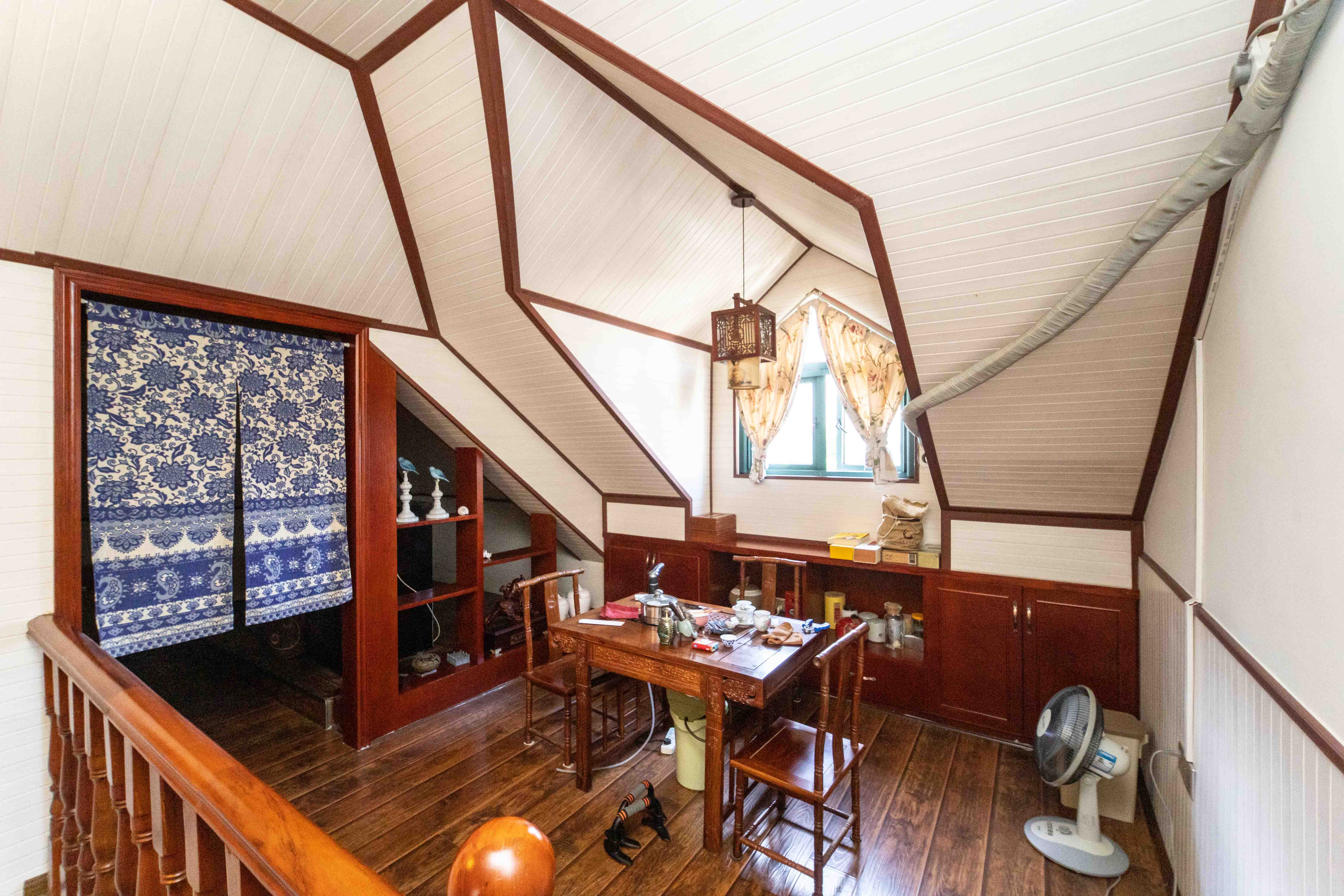 星城世家 5室3厅3卫 190.0万 星城世家 5室3厅3卫 190.0万其他