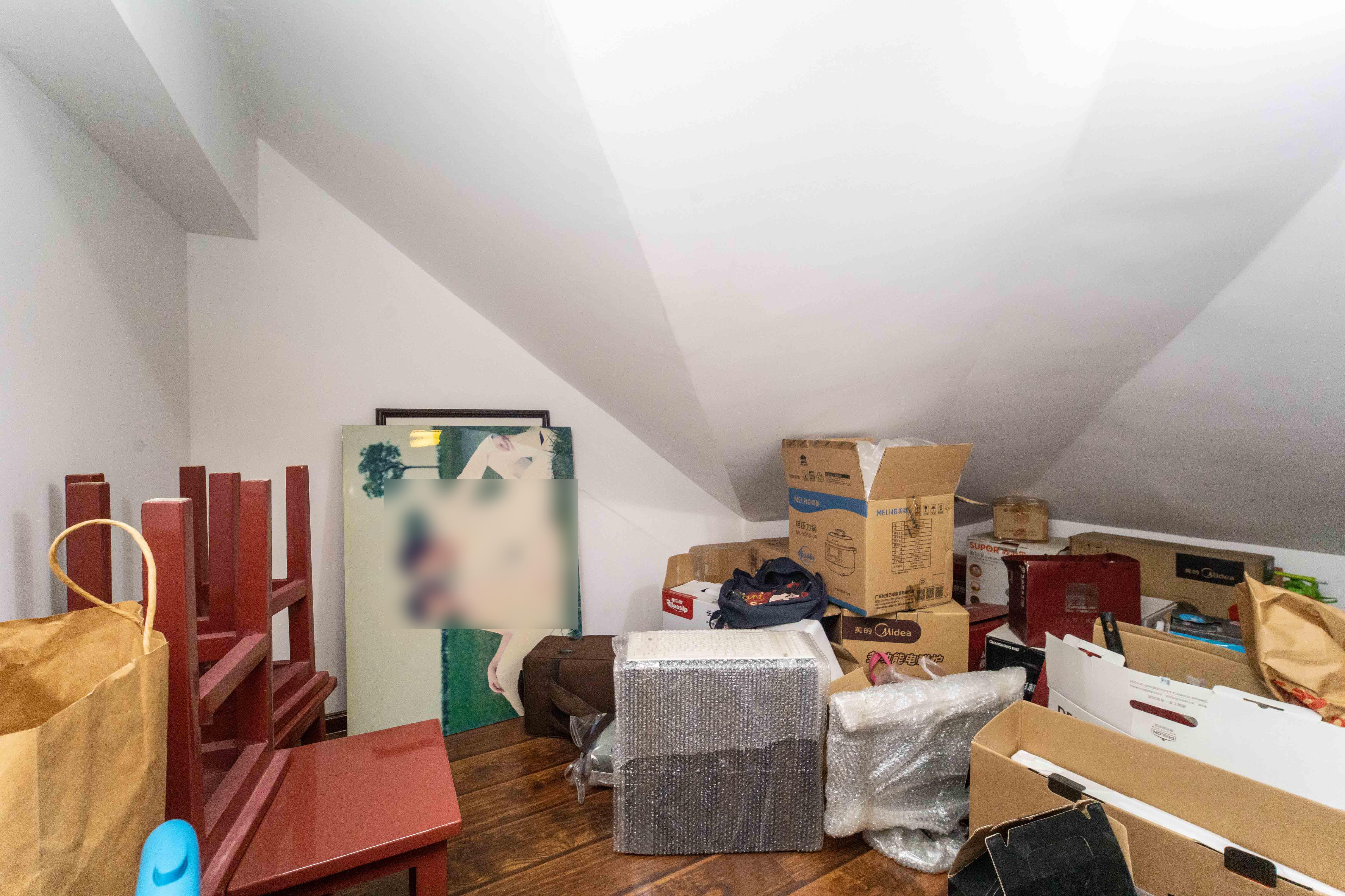 星城世家 5室3厅3卫 190.0万 星城世家 5室3厅3卫 190.0万其他