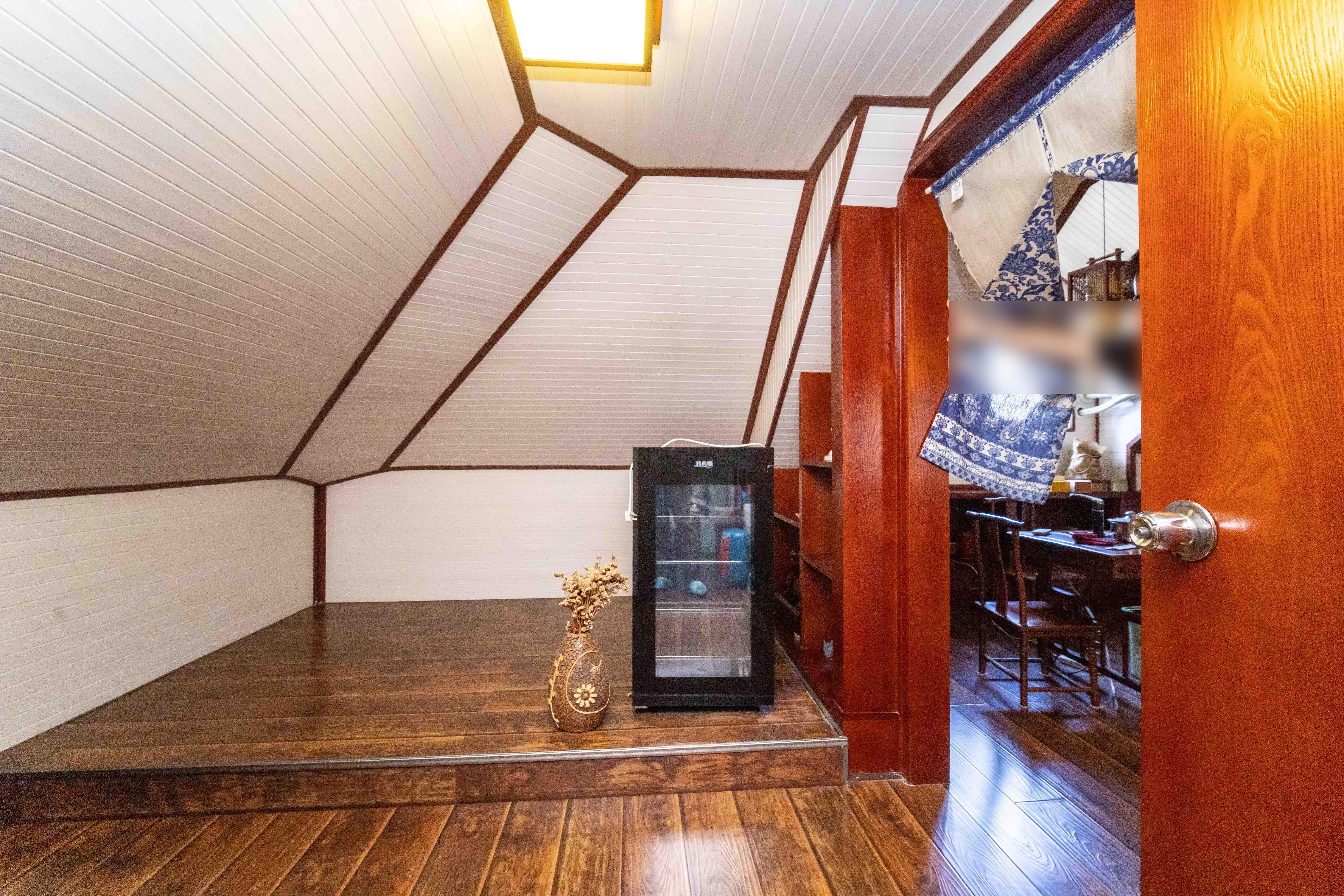 星城世家 5室3厅3卫 190.0万 星城世家 5室3厅3卫 190.0万其他