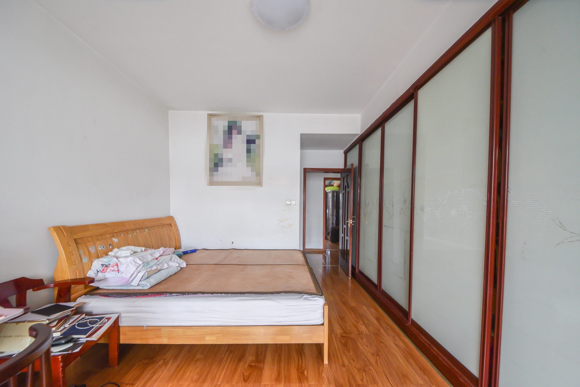 嘉盛华庭(一期、二期、三期)  3室2厅2卫    108.0万 嘉盛华庭(一期、二期、三期)  3室2厅2卫    108.0万卧室