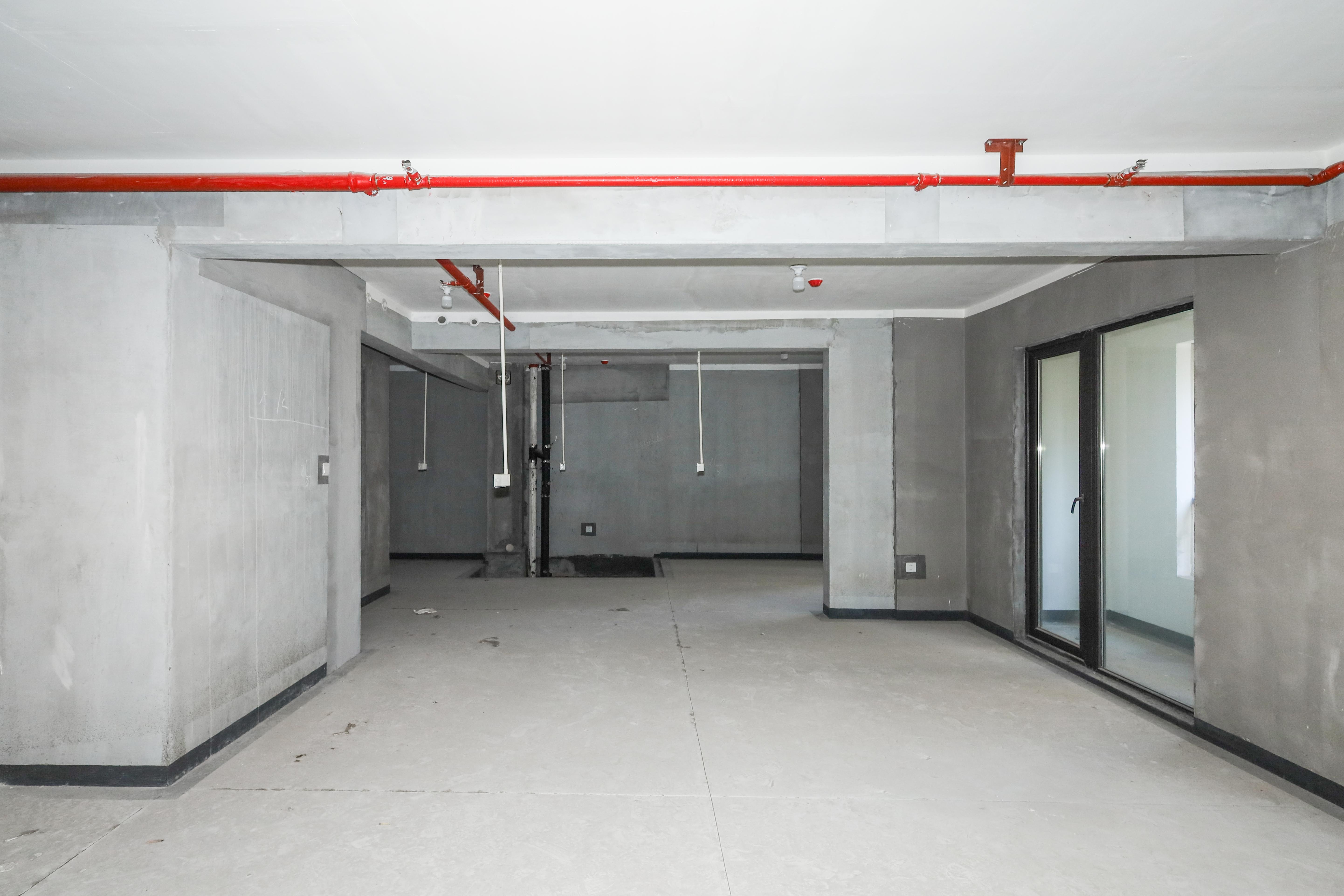 建发央著  4室2厅2卫   168.00万客厅