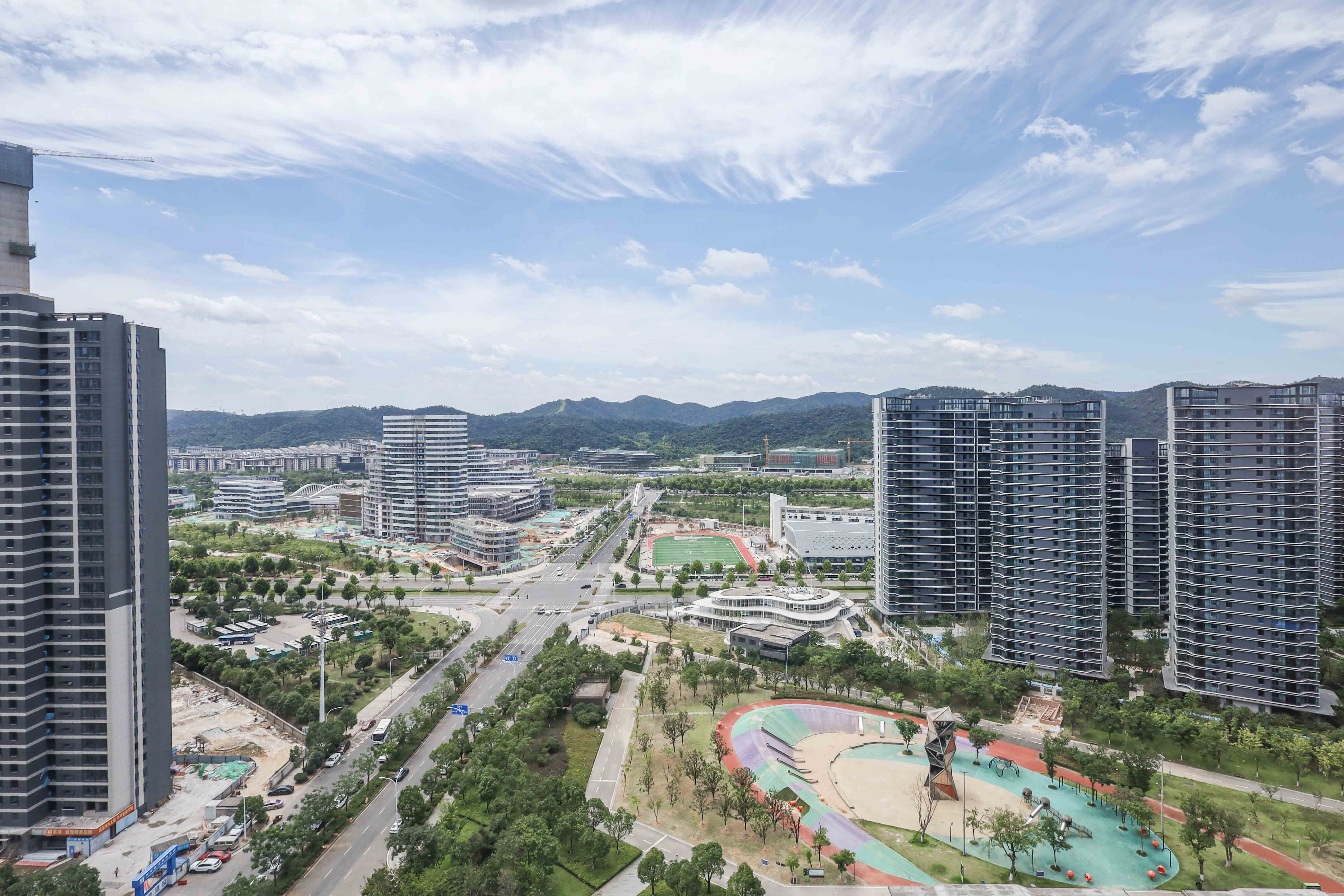 中国铁建湘语梅溪  1室1厅1卫   52.00万阳台