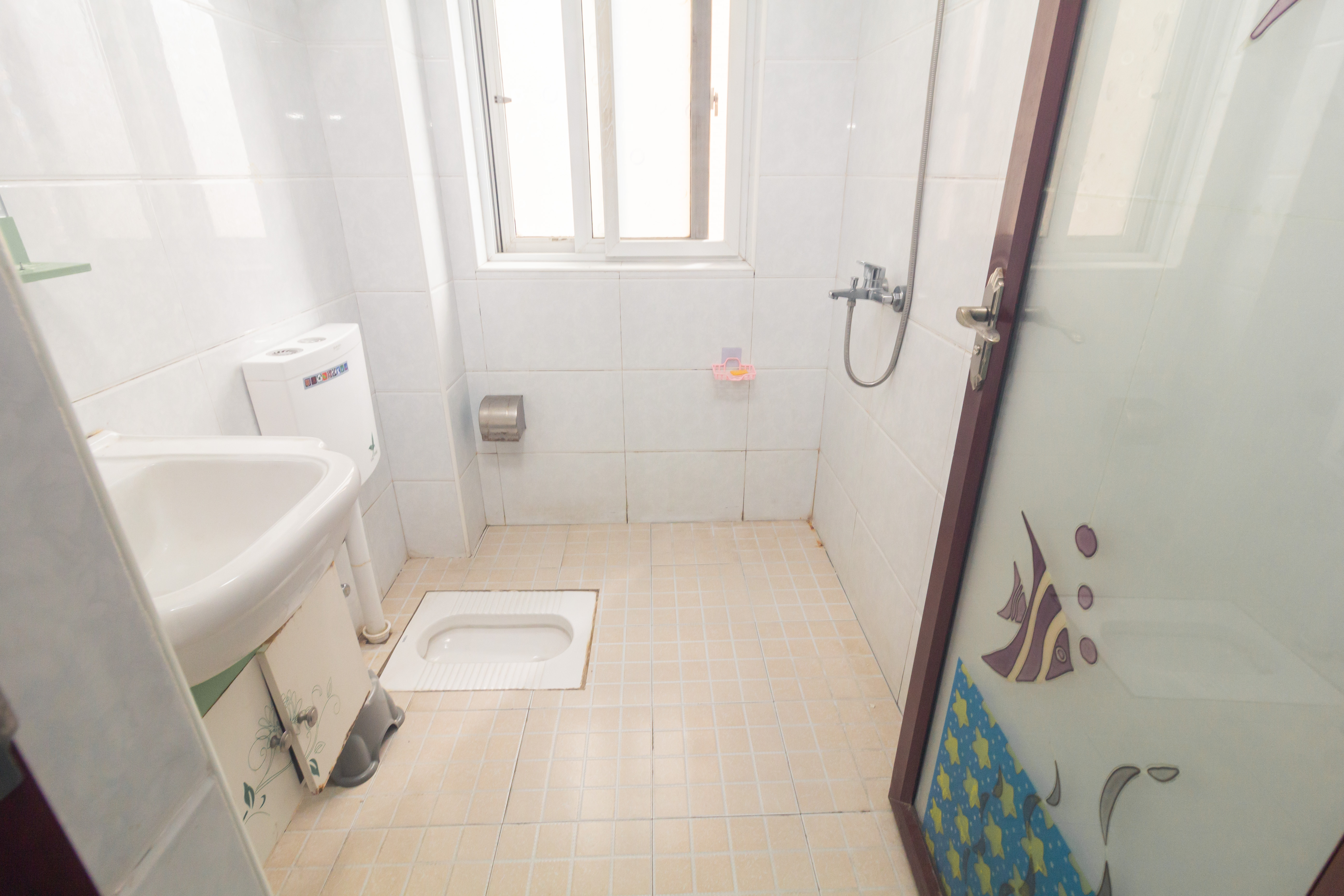 昌和商业中心/昌和国际 2室2厅1卫 49.8万 昌和商业中心/昌和国际 2室2厅1卫 49.8万卫生间