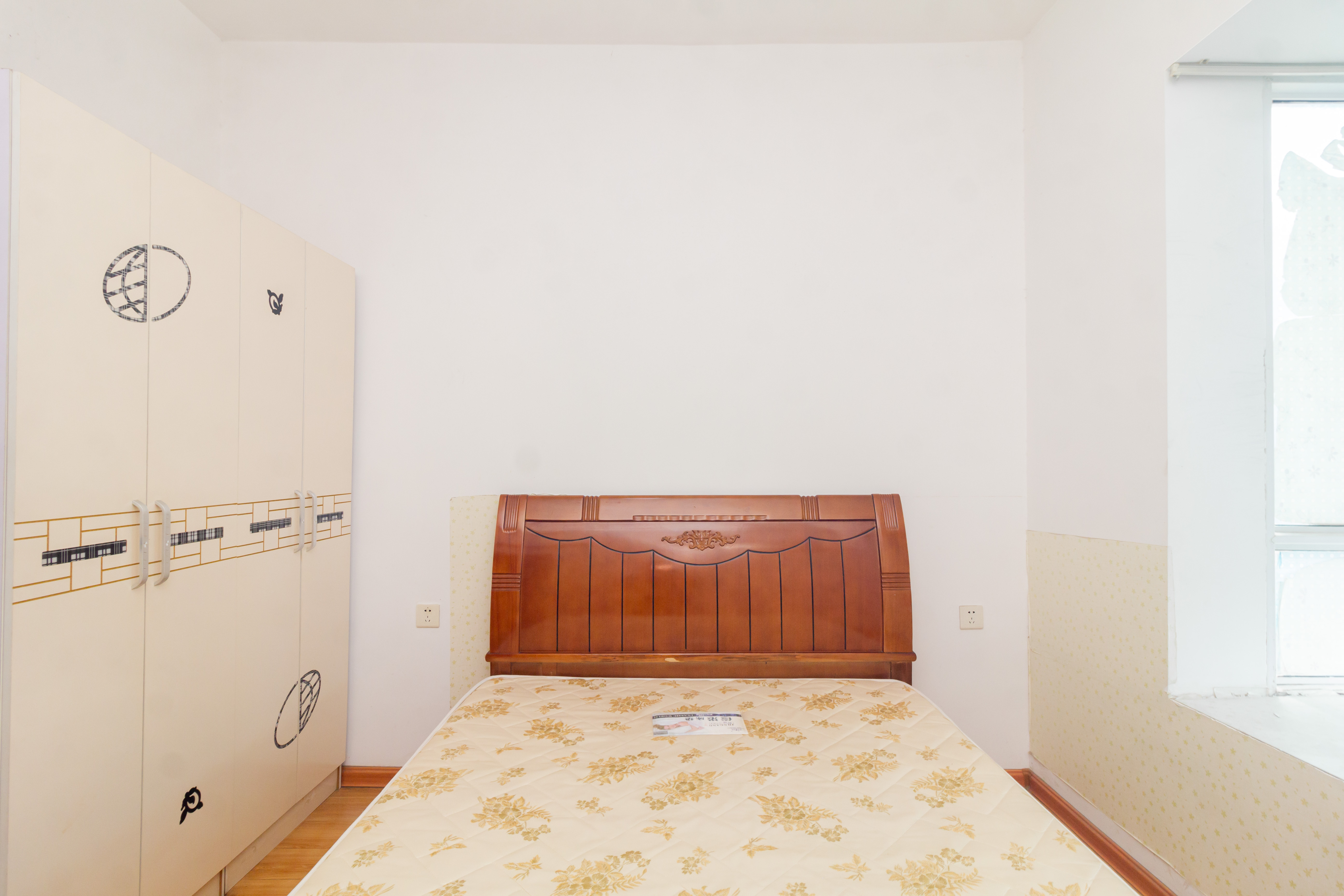 昌和商业中心/昌和国际 2室2厅1卫 49.8万 昌和商业中心/昌和国际 2室2厅1卫 49.8万卧室