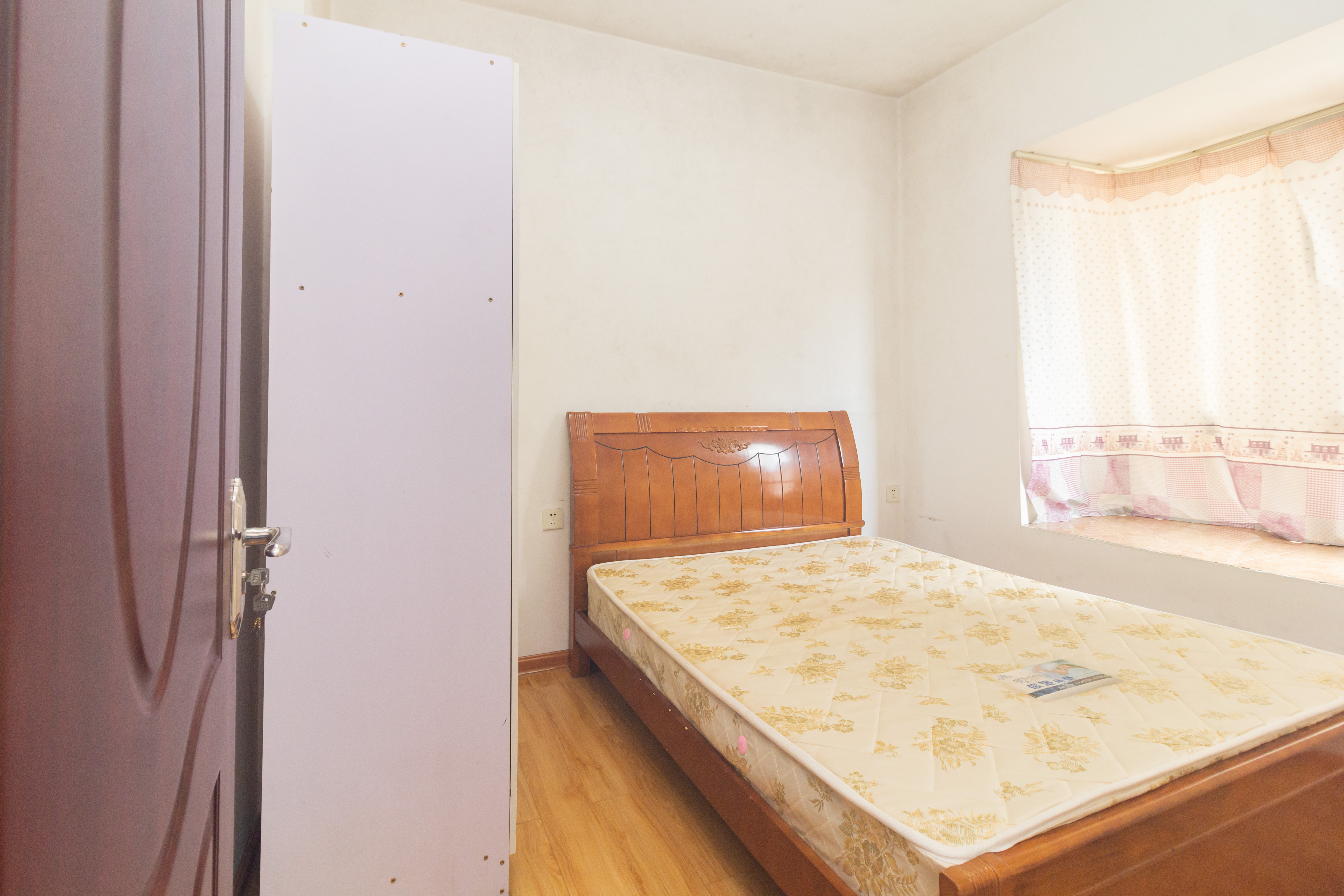 昌和商业中心/昌和国际 2室2厅1卫 49.8万 昌和商业中心/昌和国际 2室2厅1卫 49.8万卧室