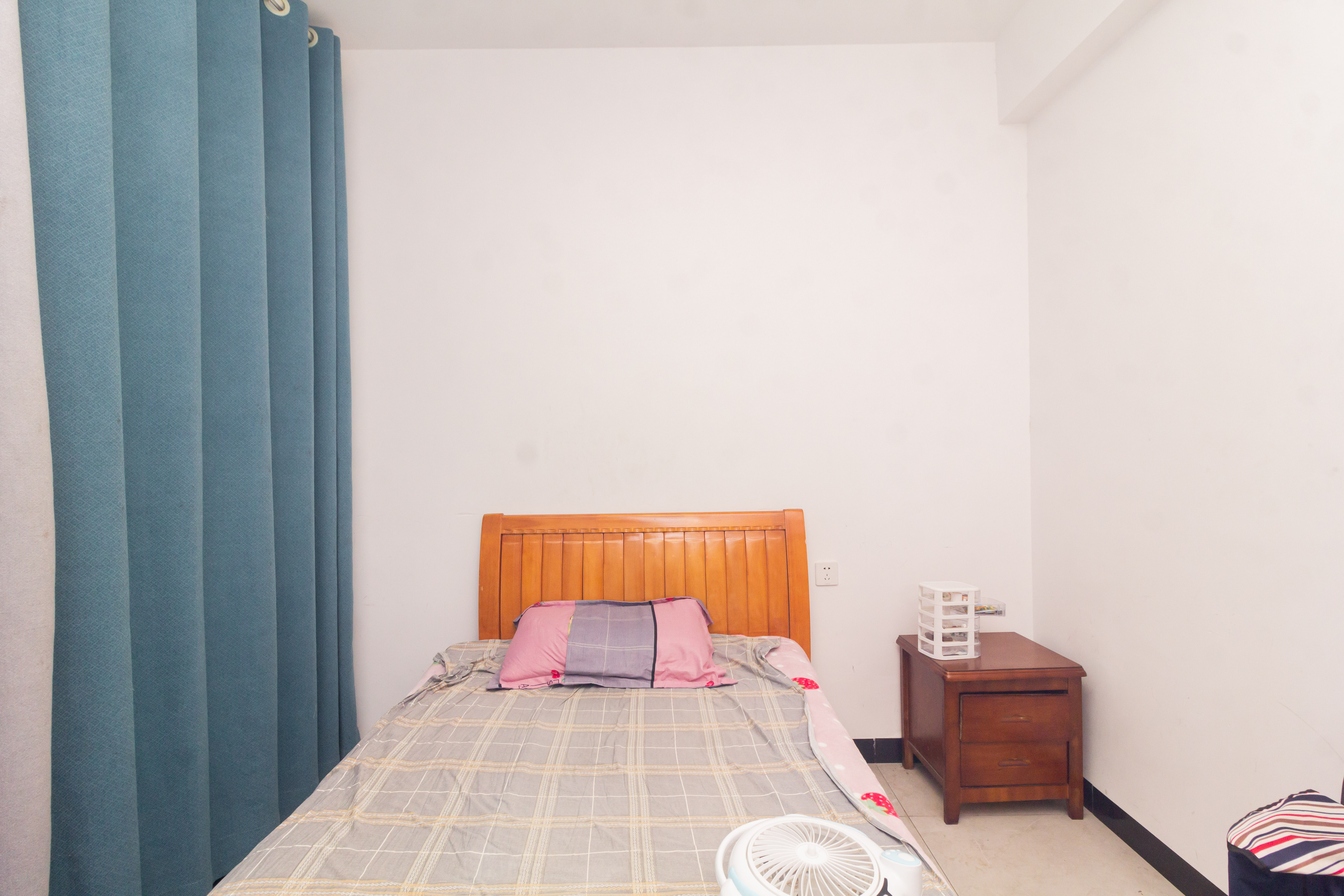 东方美地 4室2厅2卫 102.8万 东方美地 4室2厅2卫 102.8万卧室