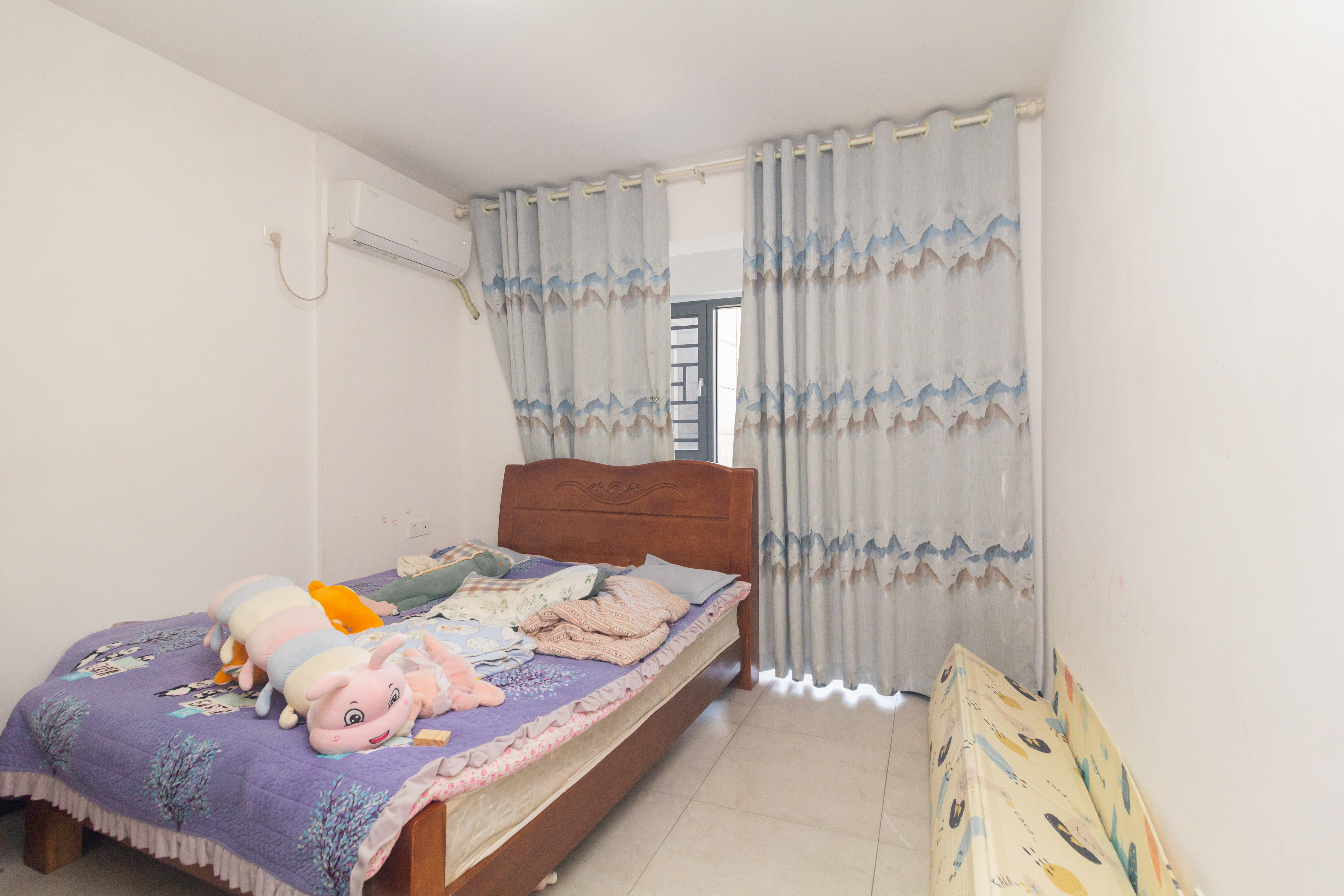 东方美地 4室2厅2卫 102.8万 东方美地 4室2厅2卫 102.8万卧室