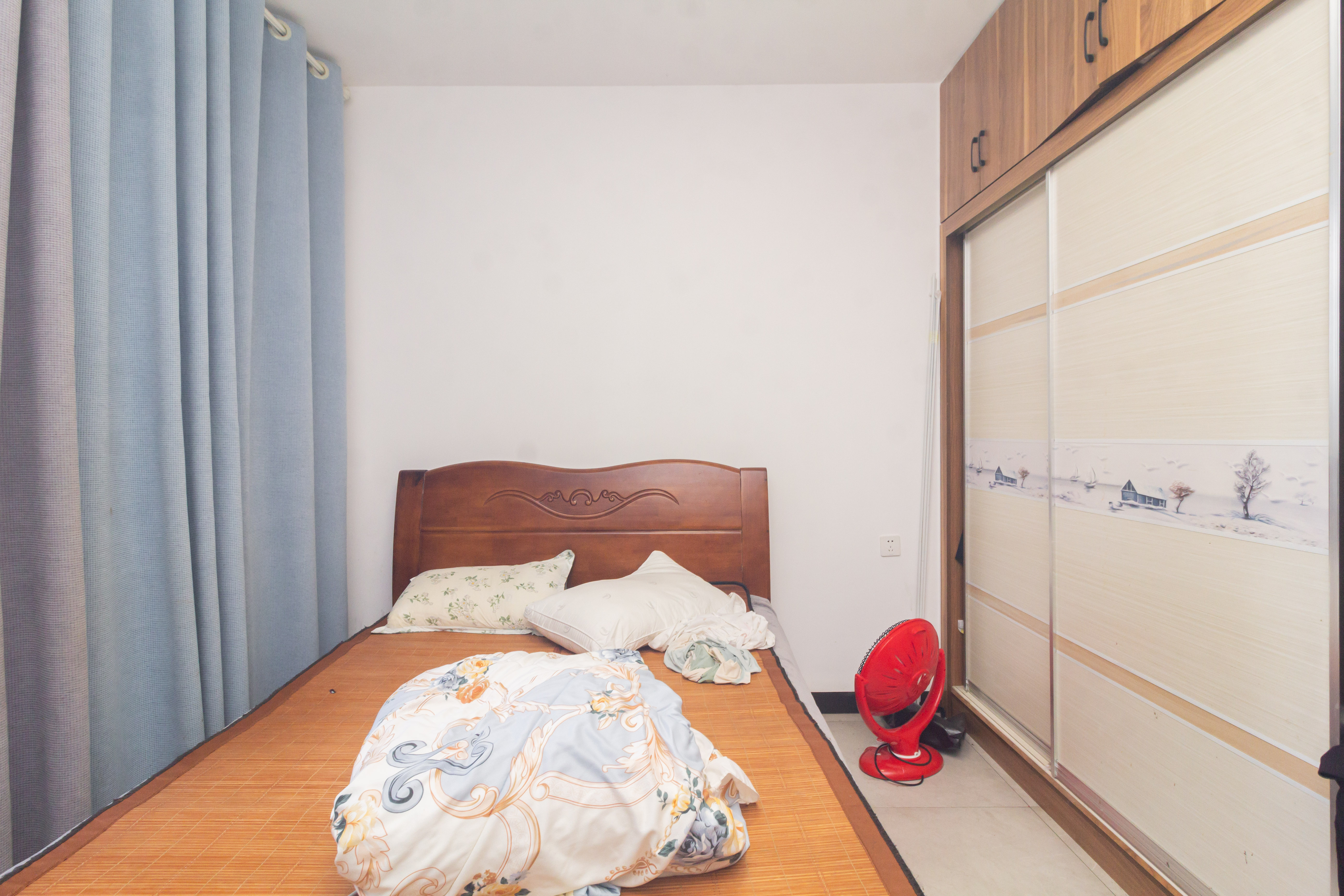 东方美地 4室2厅2卫 102.8万 东方美地 4室2厅2卫 102.8万卧室