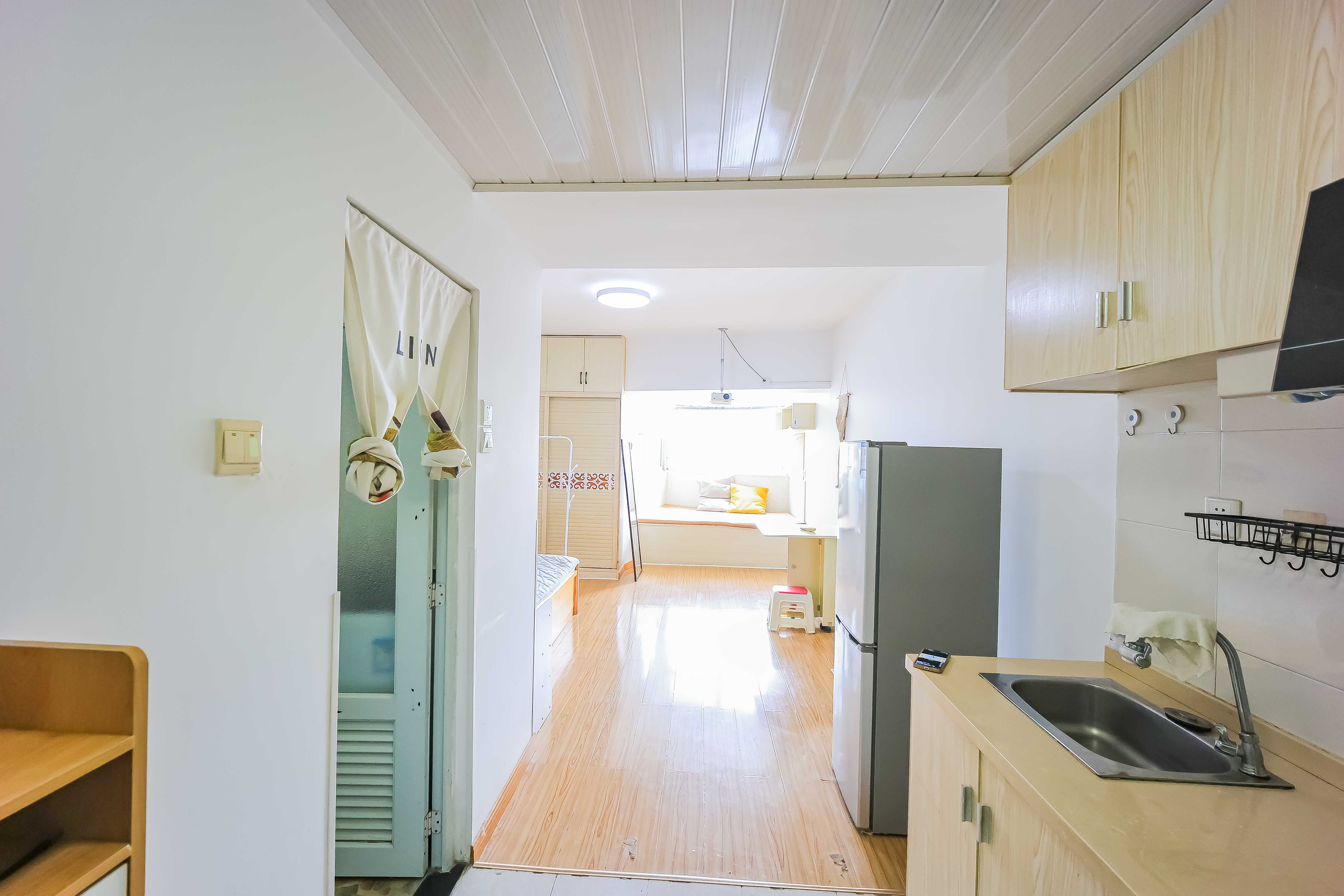 新国际(森和大厦)  1室1厅1卫    58.8万 新国际(森和大厦)  1室1厅1卫    58.8万