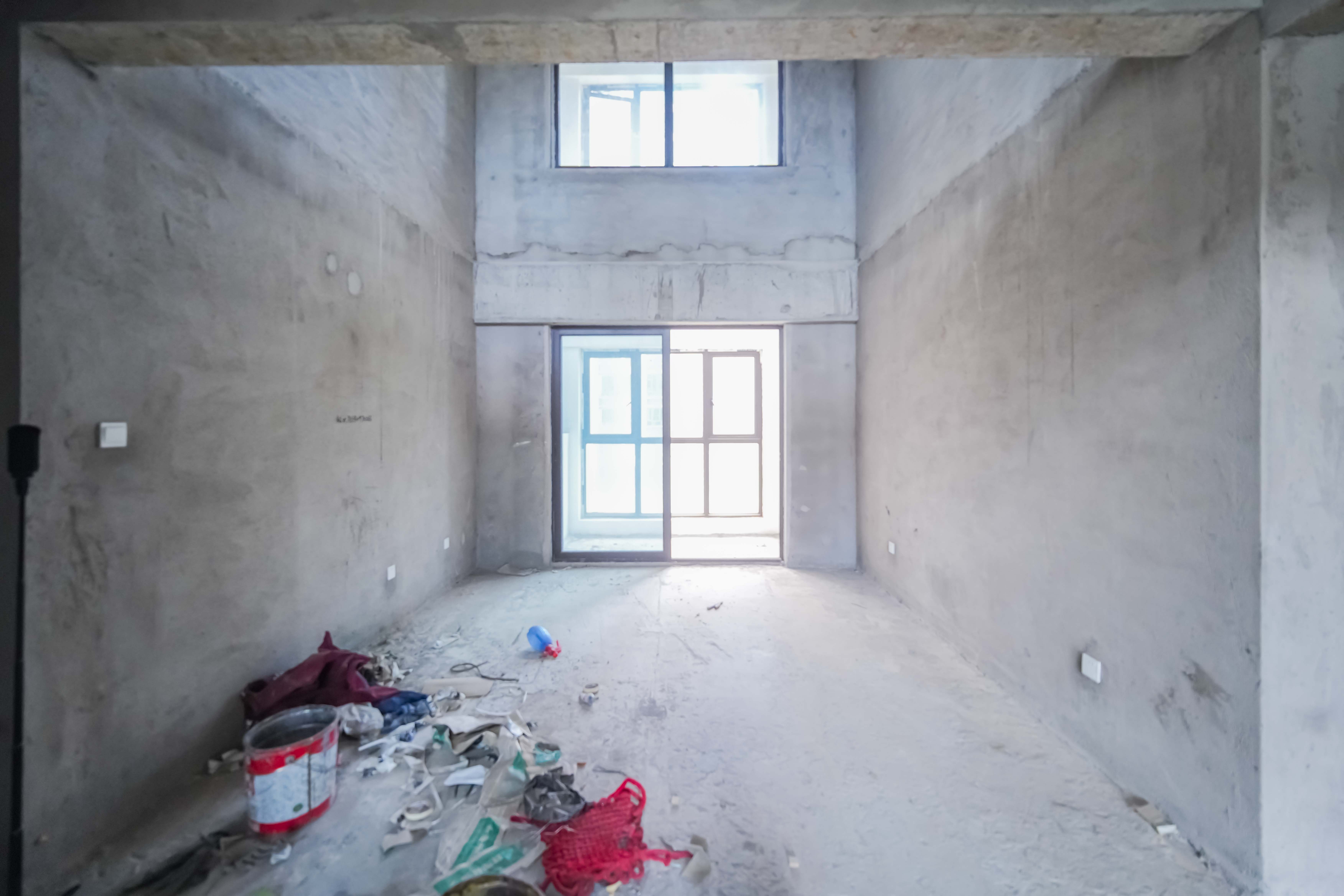 明昇壹城(明昇时代广场)二期  6室2厅3卫    360.0万 明昇壹城(明昇时代广场)二期  6室2厅3卫    360.0万