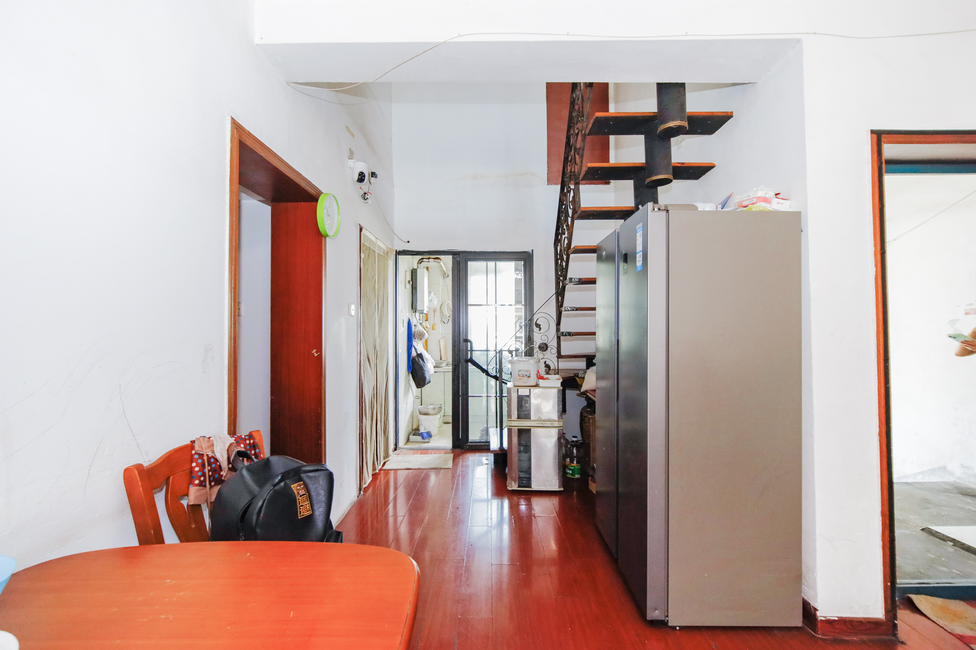 德馨园  3室2厅2卫    47.0万 德馨园  3室2厅2卫    47.0万客厅