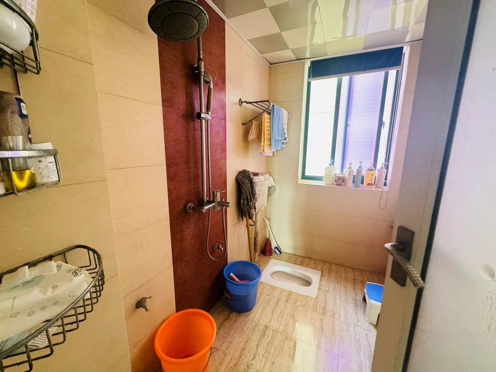 紫竹茗园 5室2厅2卫 100.00万 紫竹茗园 5室2厅2卫 100.00万室内图