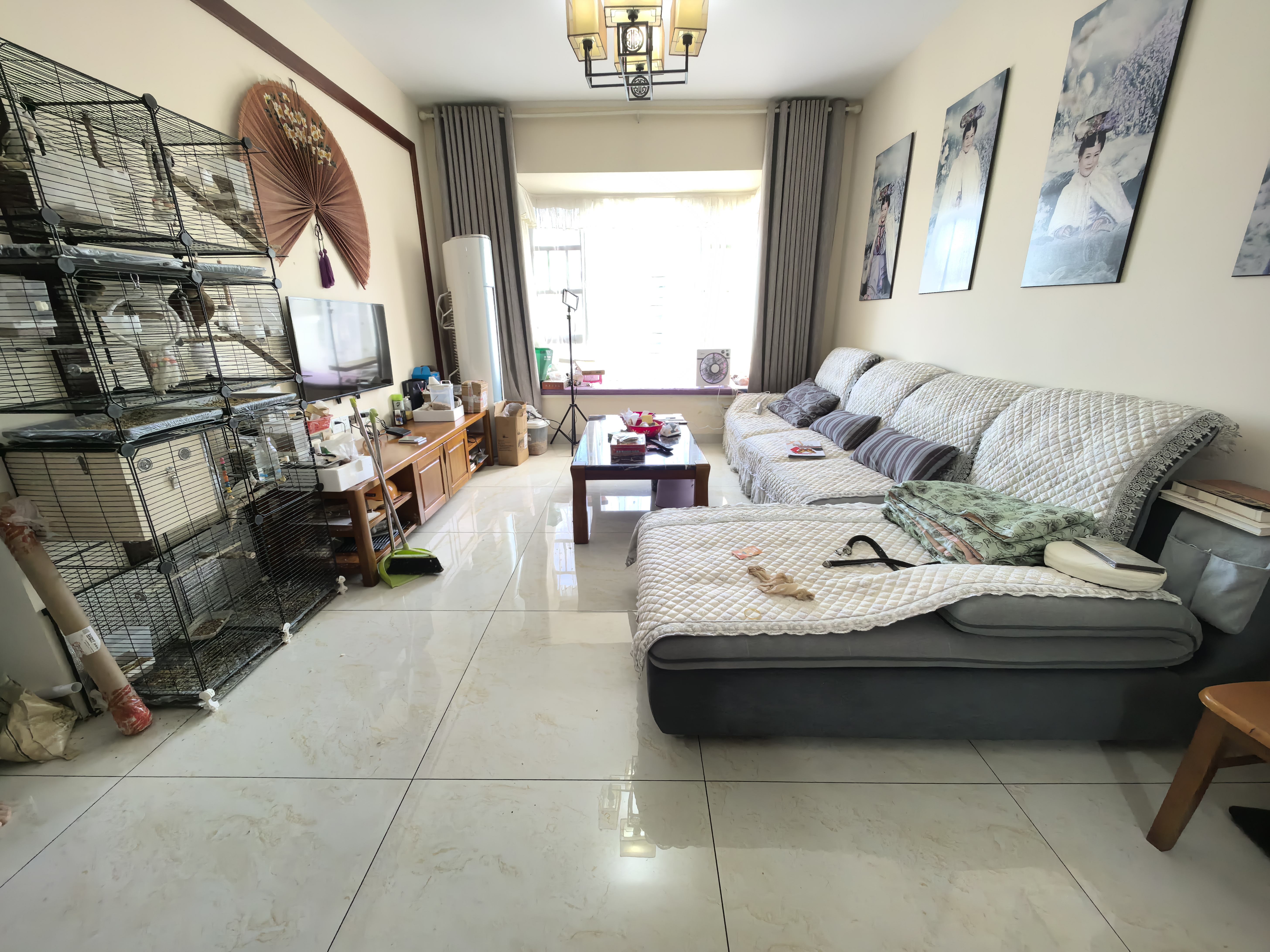 莱茵小镇 3室2厅1卫 45.0万 莱茵小镇 3室2厅1卫 45.0万室内图