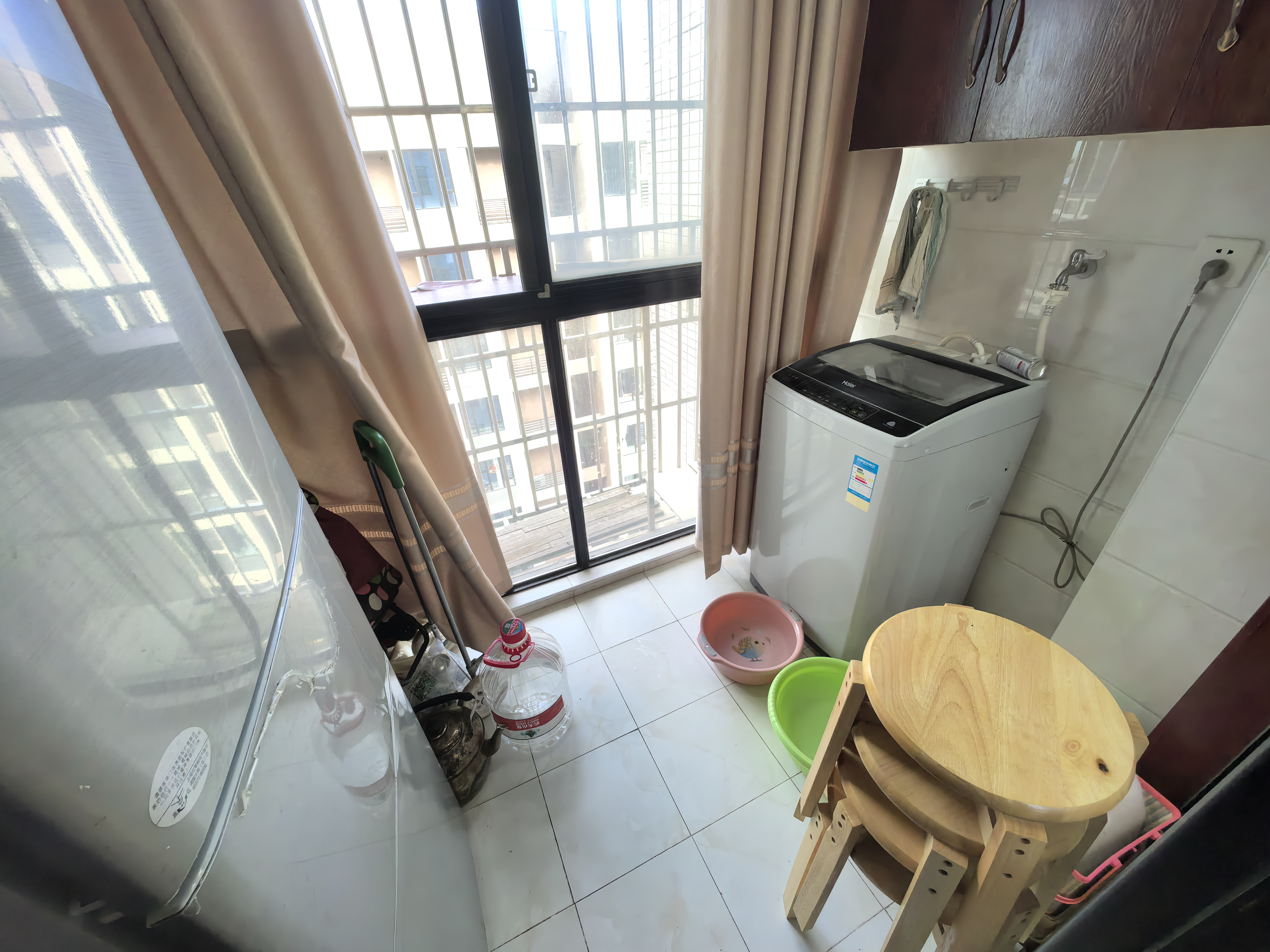 莱茵小镇 3室2厅1卫 45.0万 莱茵小镇 3室2厅1卫 45.0万室内图