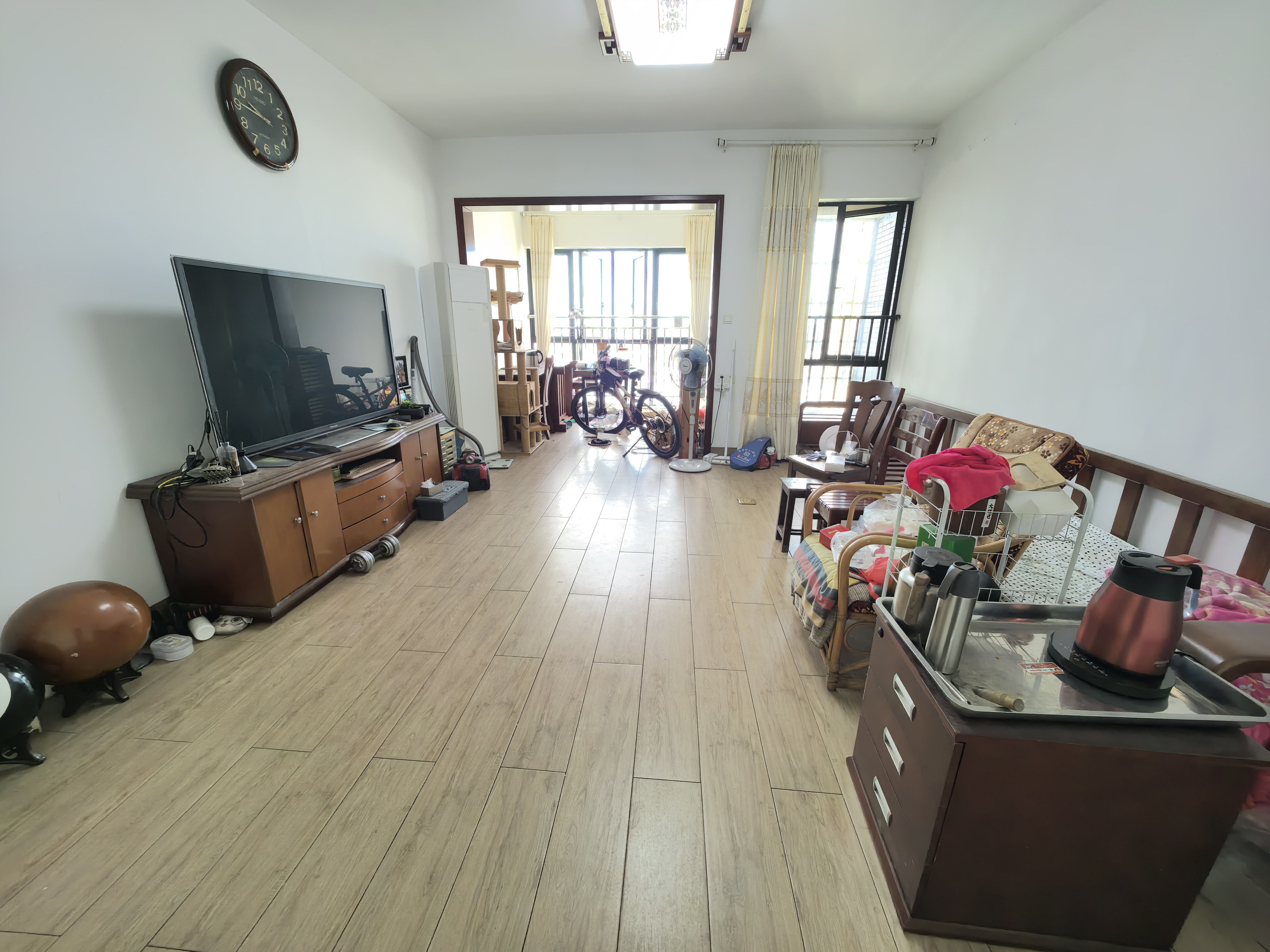 莱茵小镇 4室2厅2卫 55.0万 莱茵小镇 4室2厅2卫 55.0万室内图