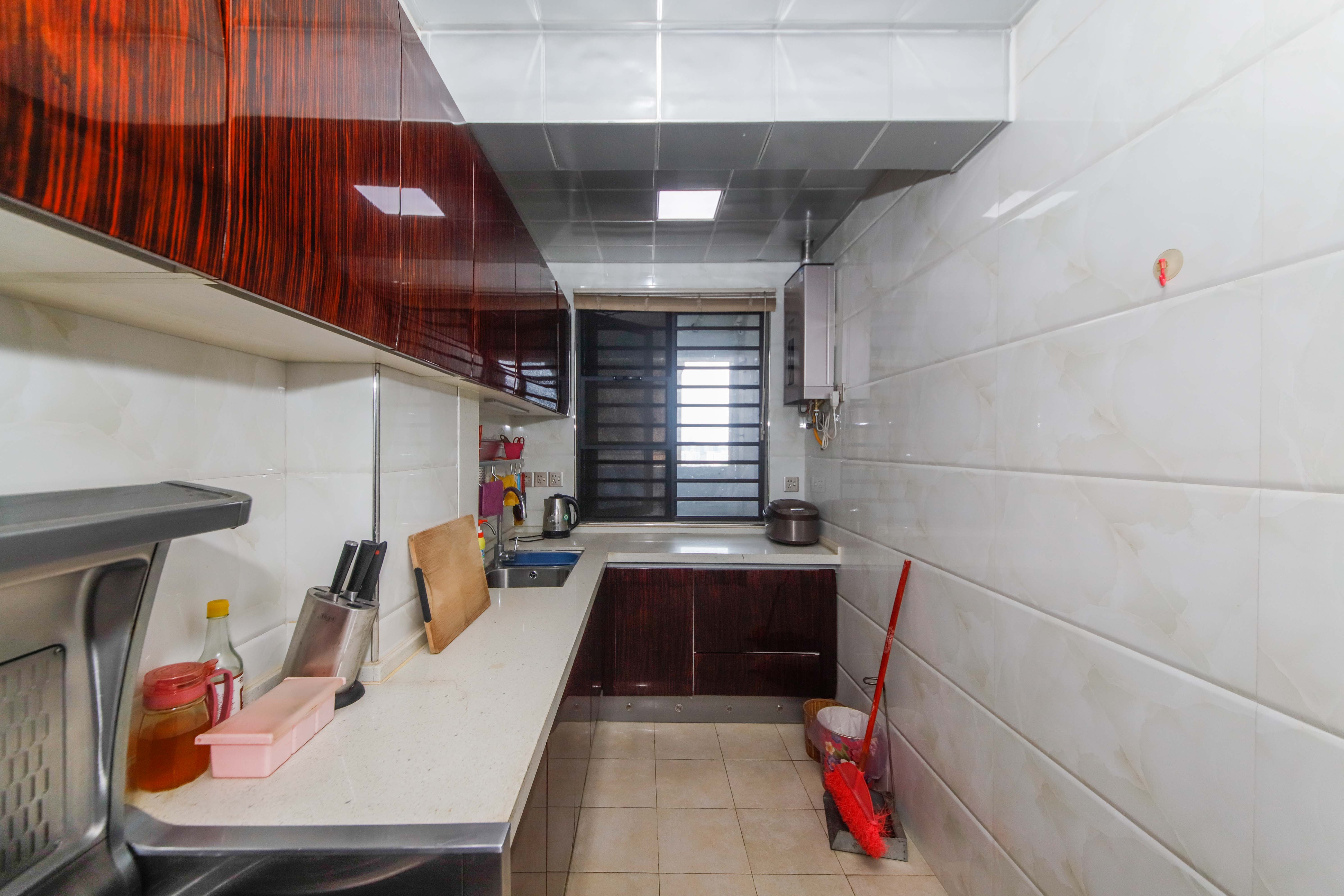 达美D6区  3室2厅2卫    89.8万厨房