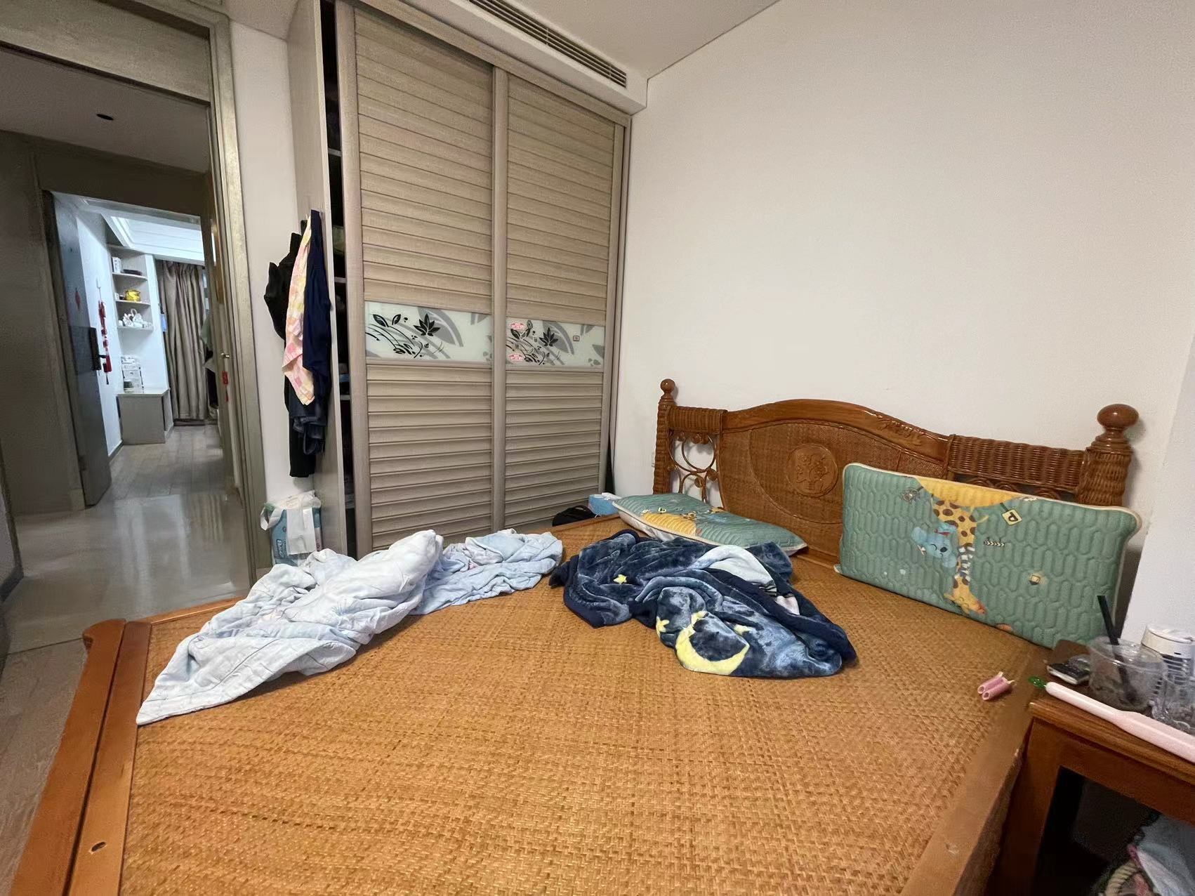 中铁子悦薹 3室2厅2卫 325.0万 中铁子悦薹 3室2厅2卫 325.0万客厅