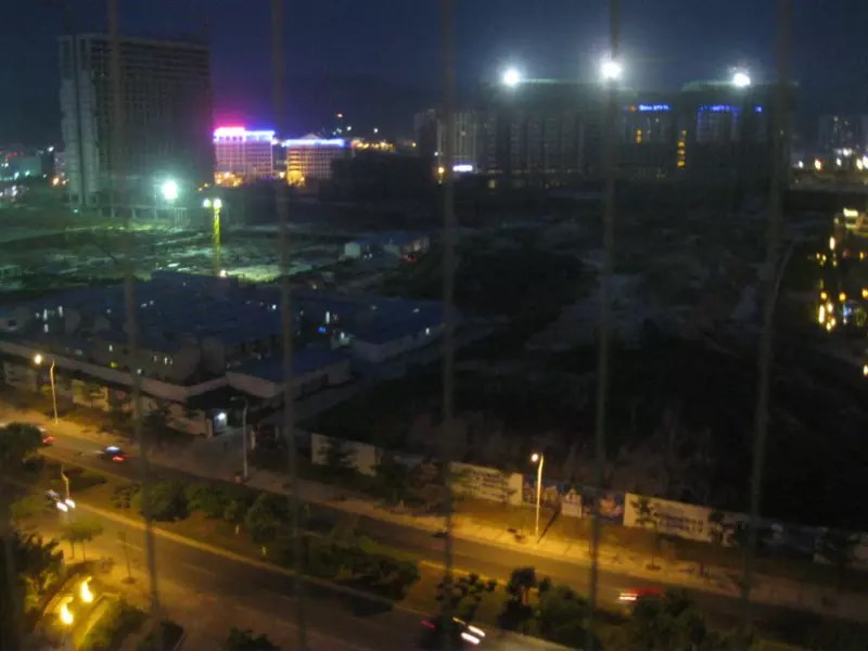 凤凰水城 2室1厅1卫 168.0万 凤凰水城 2室1厅1卫 168.0万客厅