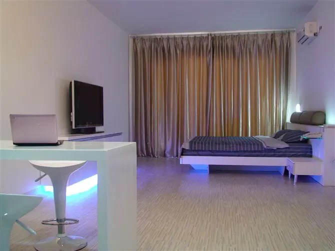 兰海花园三期 1室1厅1卫 310.0万 兰海花园三期 1室1厅1卫 310.0万客厅