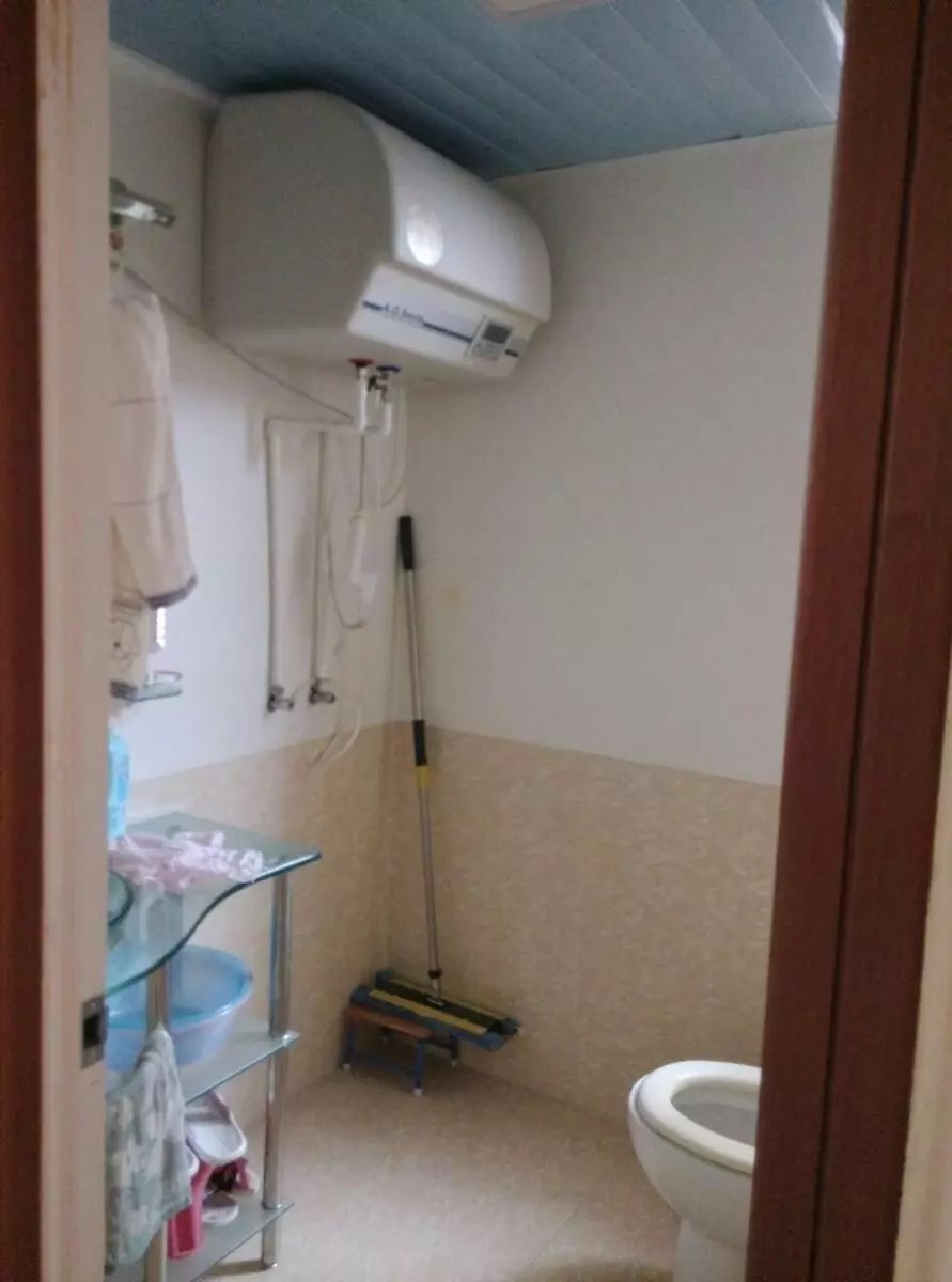 海岳半岛城邦 2室1厅1卫 185.0万 海岳半岛城邦 2室1厅1卫 185.0万客厅