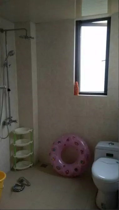 凤凰水城凤凰湾  3室2厅2卫    5500.0元/月 凤凰水城凤凰湾  3室2厅2卫    5500.0元/月