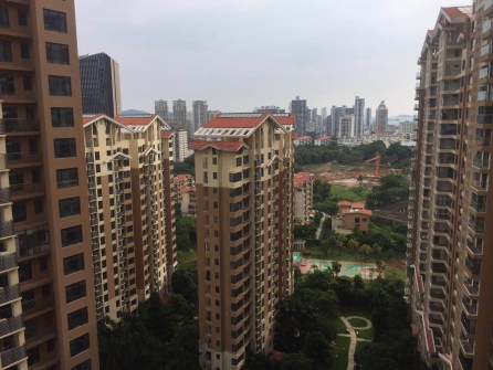 中铁子悦薹  3室2厅2卫    325.0万