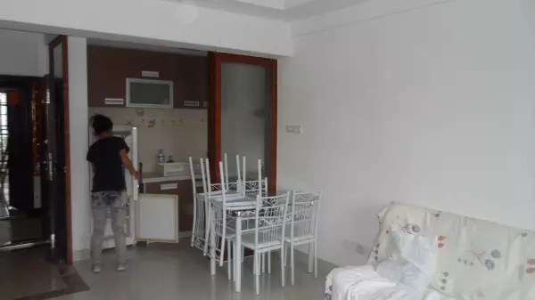 金蓝湾 1室1厅1卫 160.0万 金蓝湾 1室1厅1卫 160.0万客厅