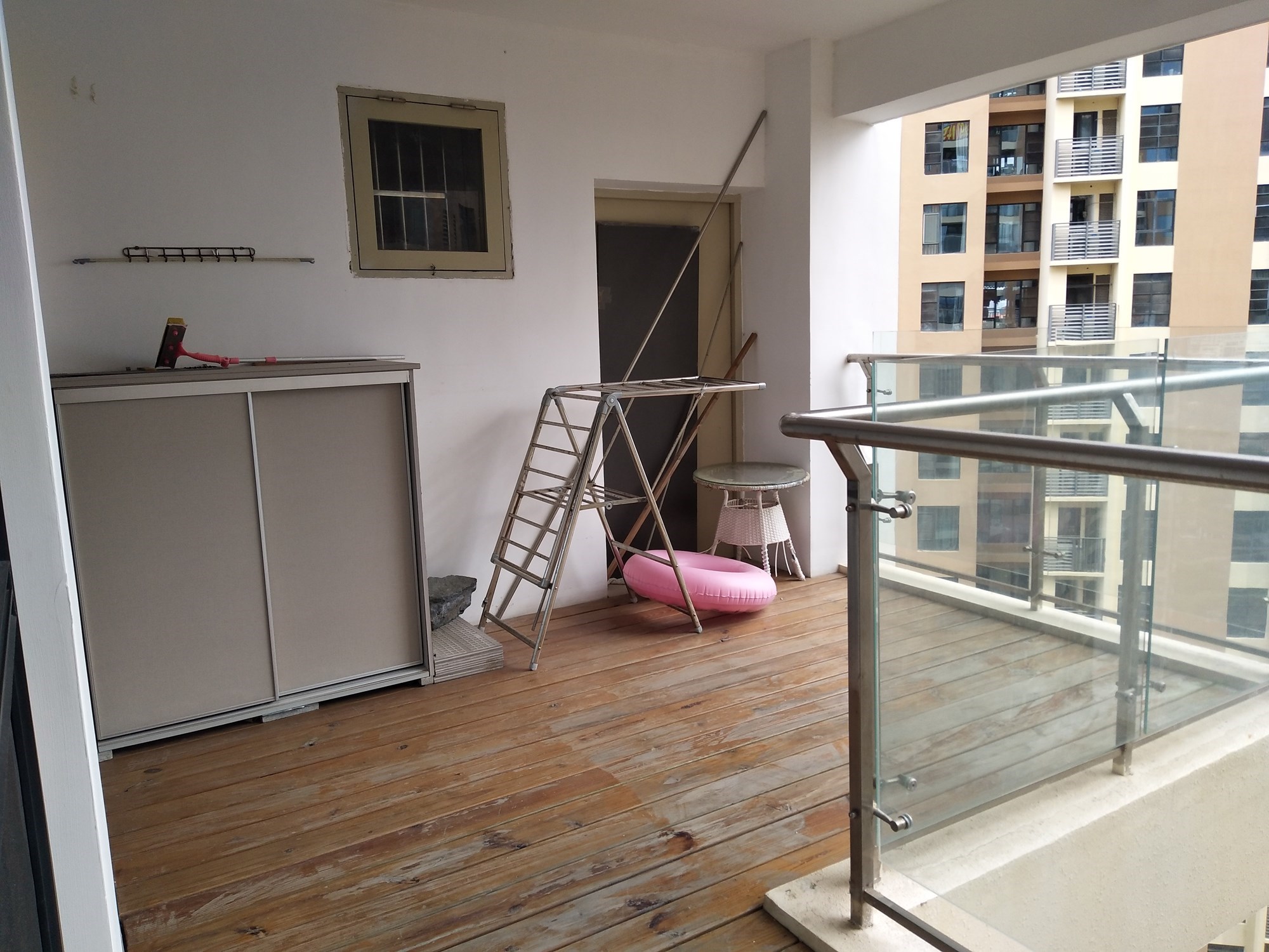 中铁子悦薹 3室2厅2卫 380.0万 中铁子悦薹 3室2厅2卫 380.0万客厅