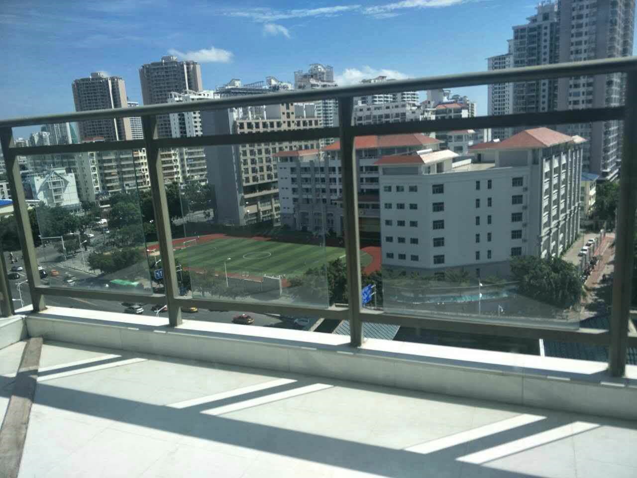 金泉星河花园 2室2厅1卫 240.0万 金泉星河花园 2室2厅1卫 240.0万客厅