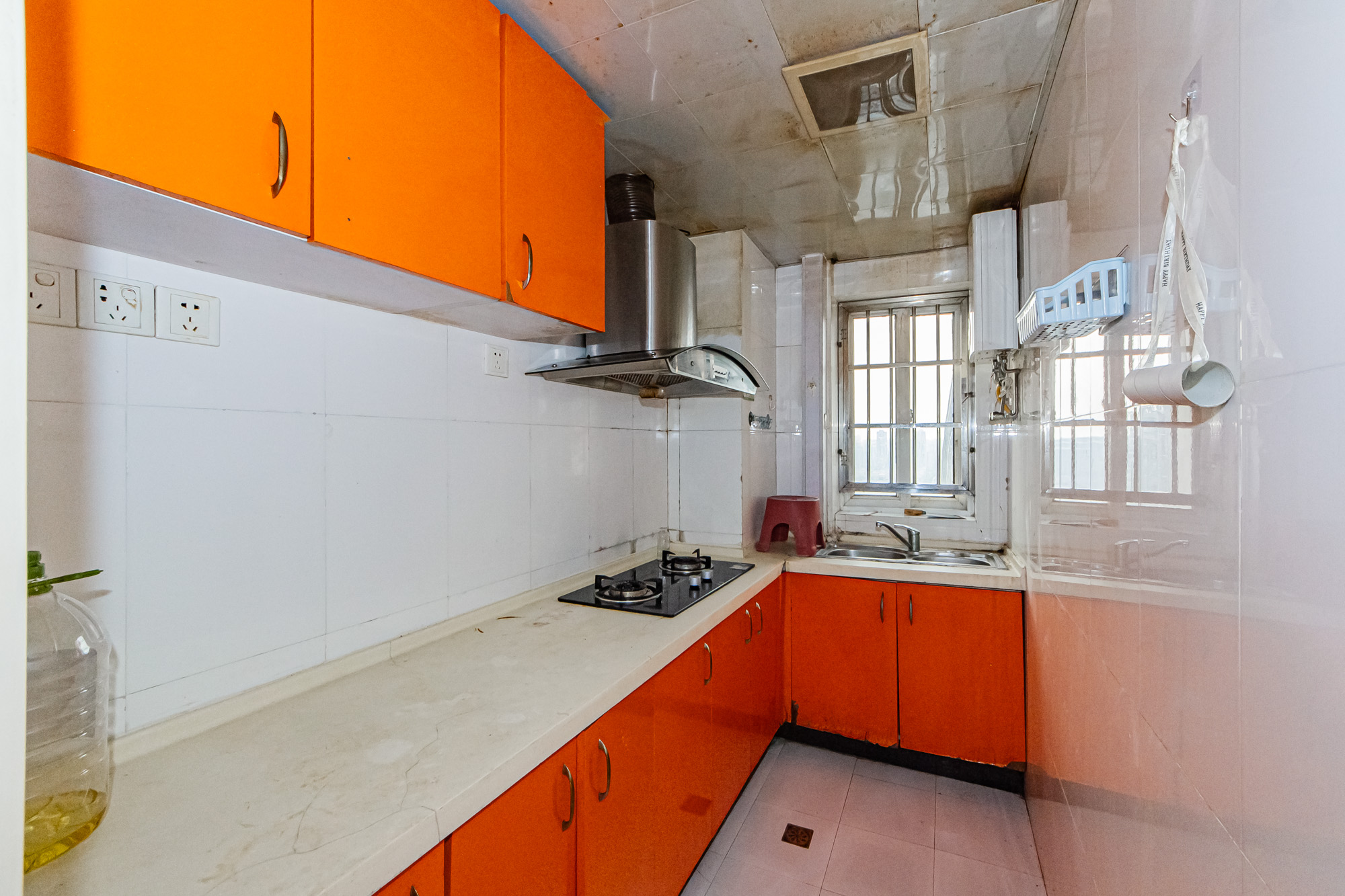 先锋水韵花都  1室1厅1卫    32.0万 先锋水韵花都  1室1厅1卫    32.0万厨房