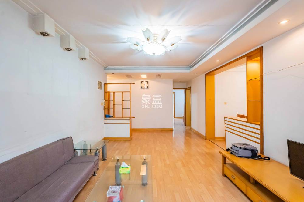 湖南六建伍家?guī)X小區(qū)  3室2廳1衛(wèi)   66.00萬