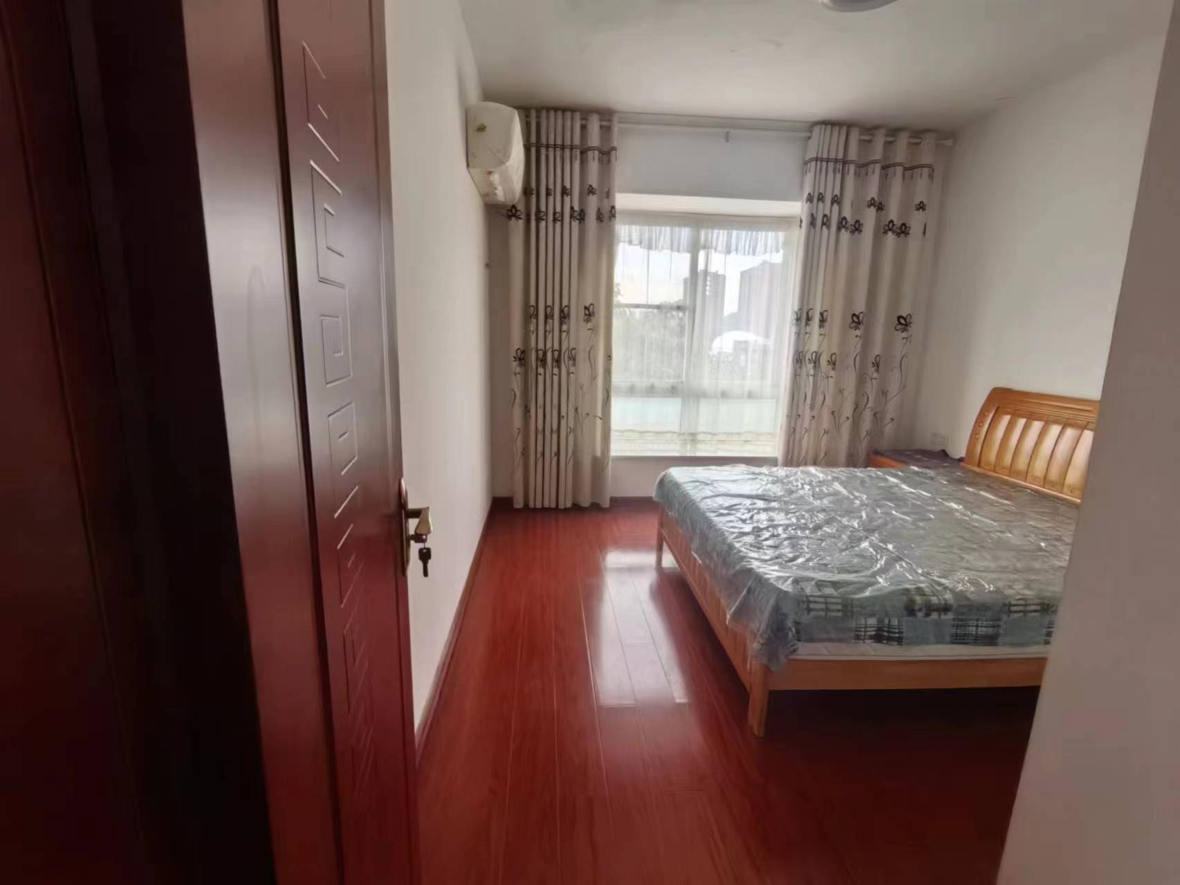 枫溪苑 5室2厅2卫 50.0万 枫溪苑 5室2厅2卫 50.0万室内图