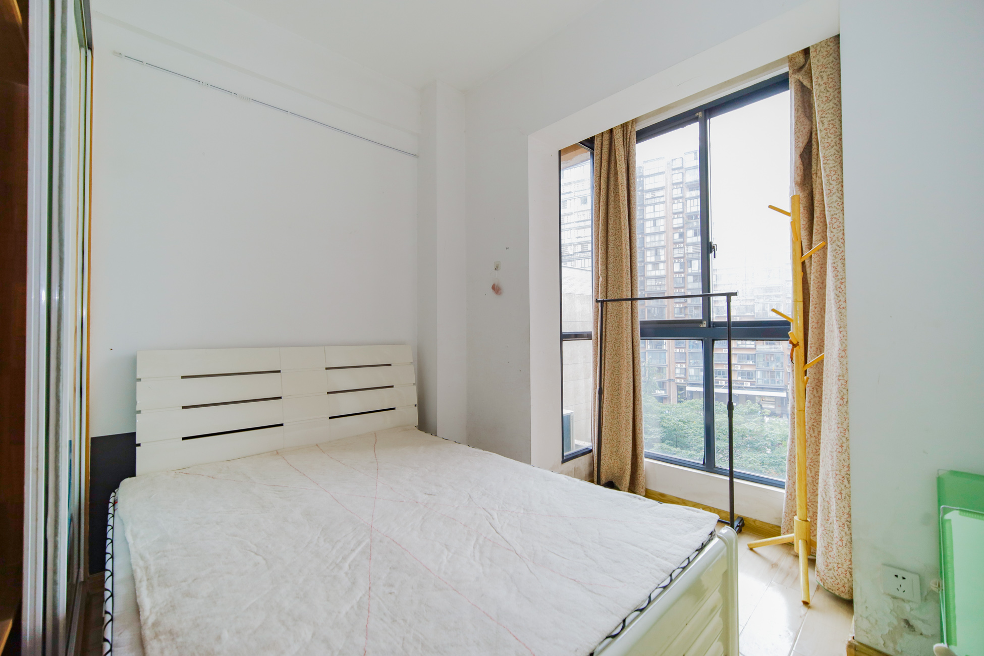 瑞都华庭(华庭美苑) 2室1厅1卫 47.0万 瑞都华庭(华庭美苑) 2室1厅1卫 47.0万卧室