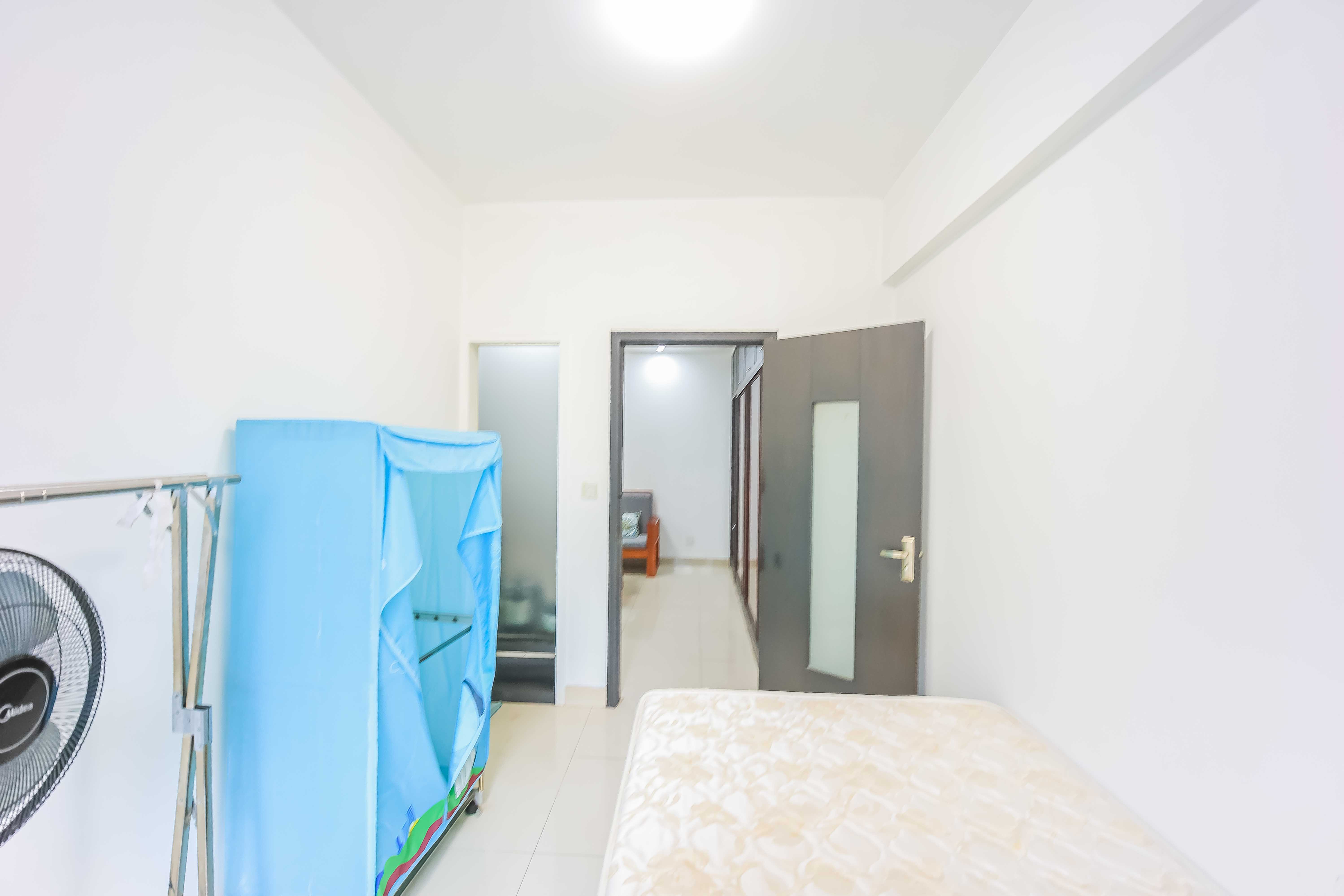 建鸿达华都(华都小户型及大华写字楼) 2室1厅1卫 68.0万 建鸿达华都(华都小户型及大华写字楼) 2室1厅1卫 68.0万卧室