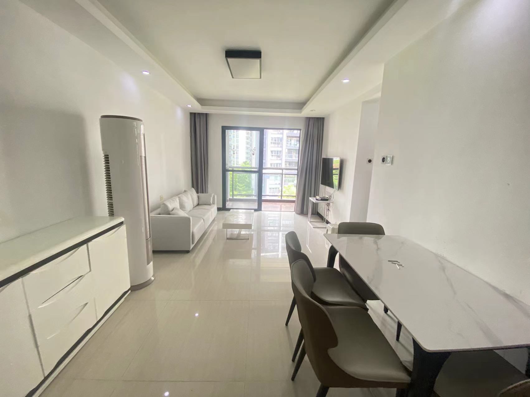 卓达东方巴哈马三期自由港湾 3室1厅1卫 178.0万 卓达东方巴哈马三期自由港湾 3室1厅1卫 178.0万客厅