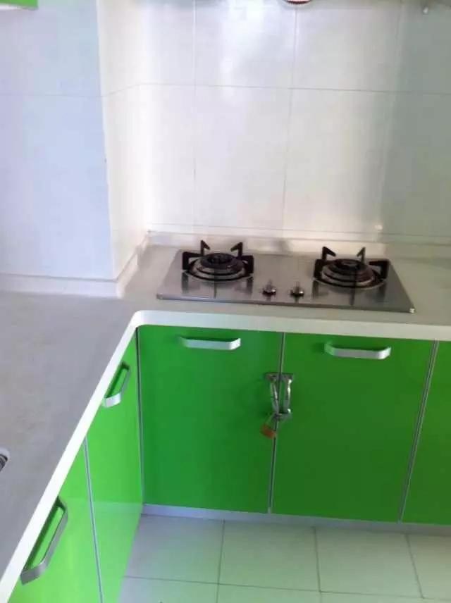 兰海花园三期 2室2厅1卫 560.0万 兰海花园三期 2室2厅1卫 560.0万客厅