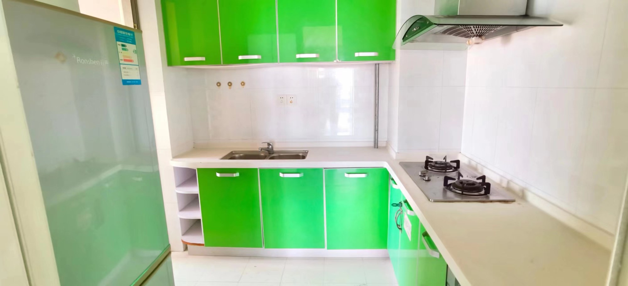 兰海花园三期 2室2厅1卫 560.0万 兰海花园三期 2室2厅1卫 560.0万客厅