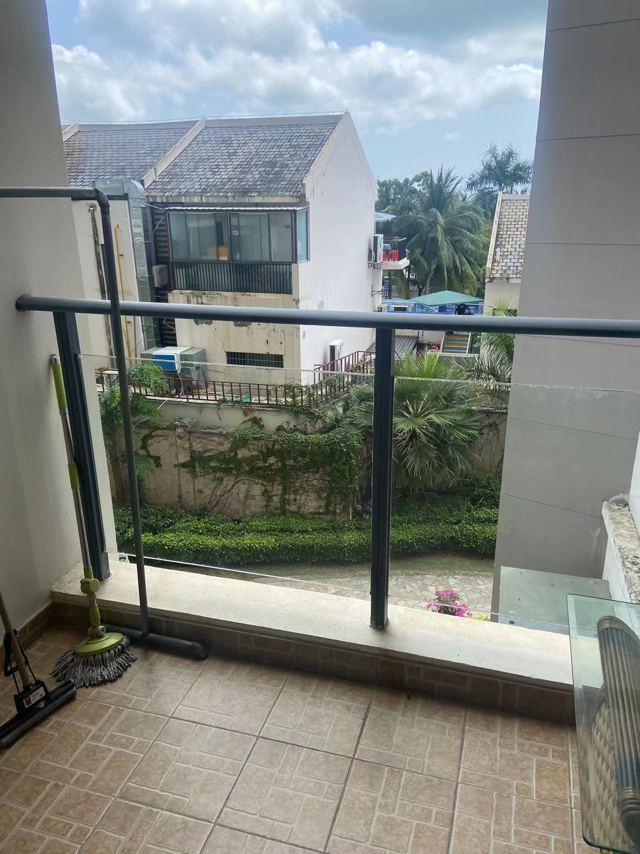 兰海花园三期  3室2厅2卫    500.0万 兰海花园三期  3室2厅2卫    500.0万客厅