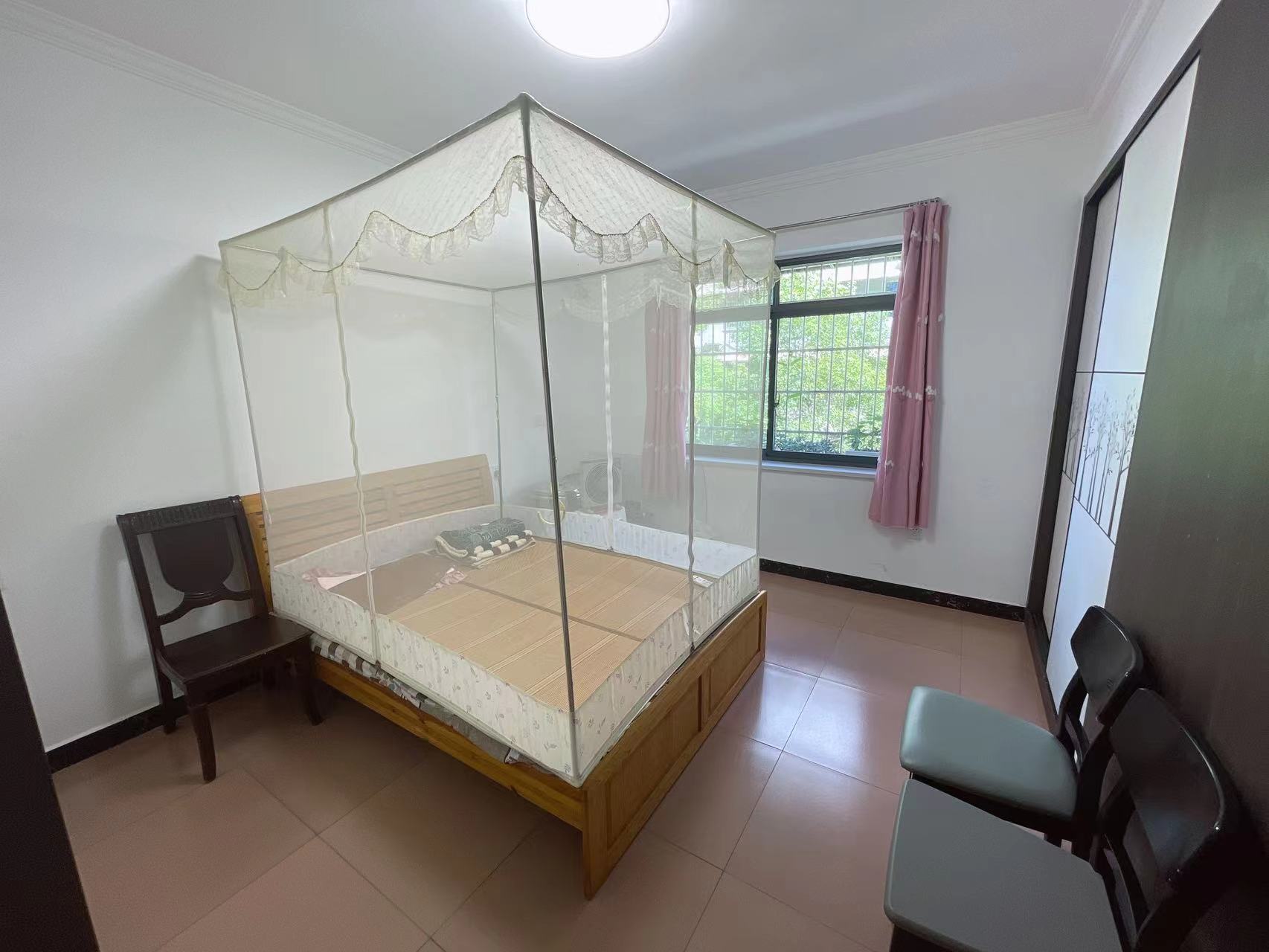 联谊怡沁园 3室2厅1卫 49.8万 联谊怡沁园 3室2厅1卫 49.8万室内图