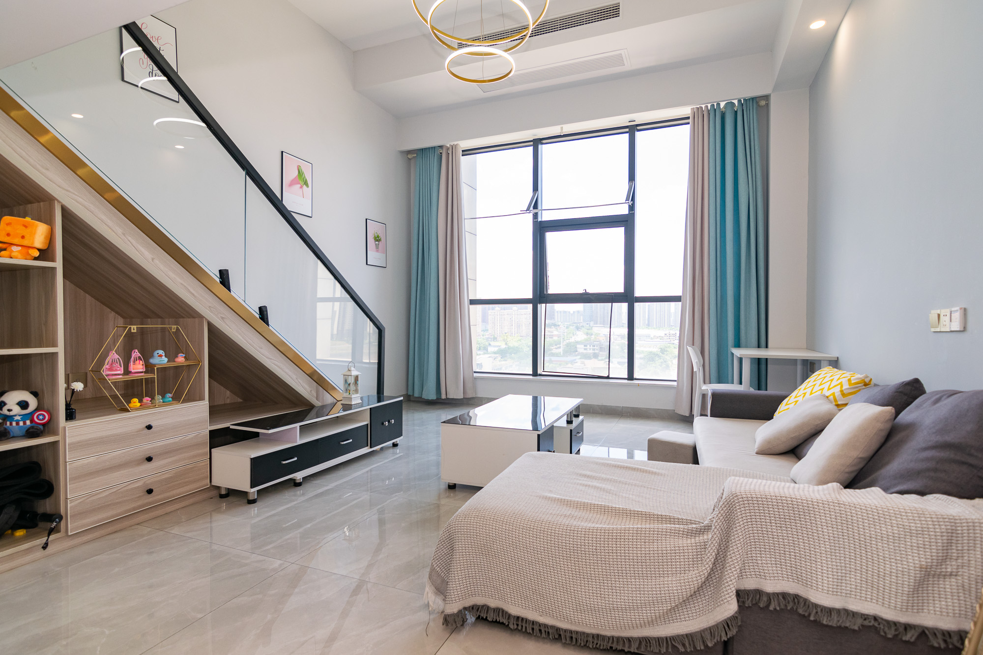 开利星空城市公馆  1室1厅1卫    25.0万 开利星空城市公馆  1室1厅1卫    25.0万客厅