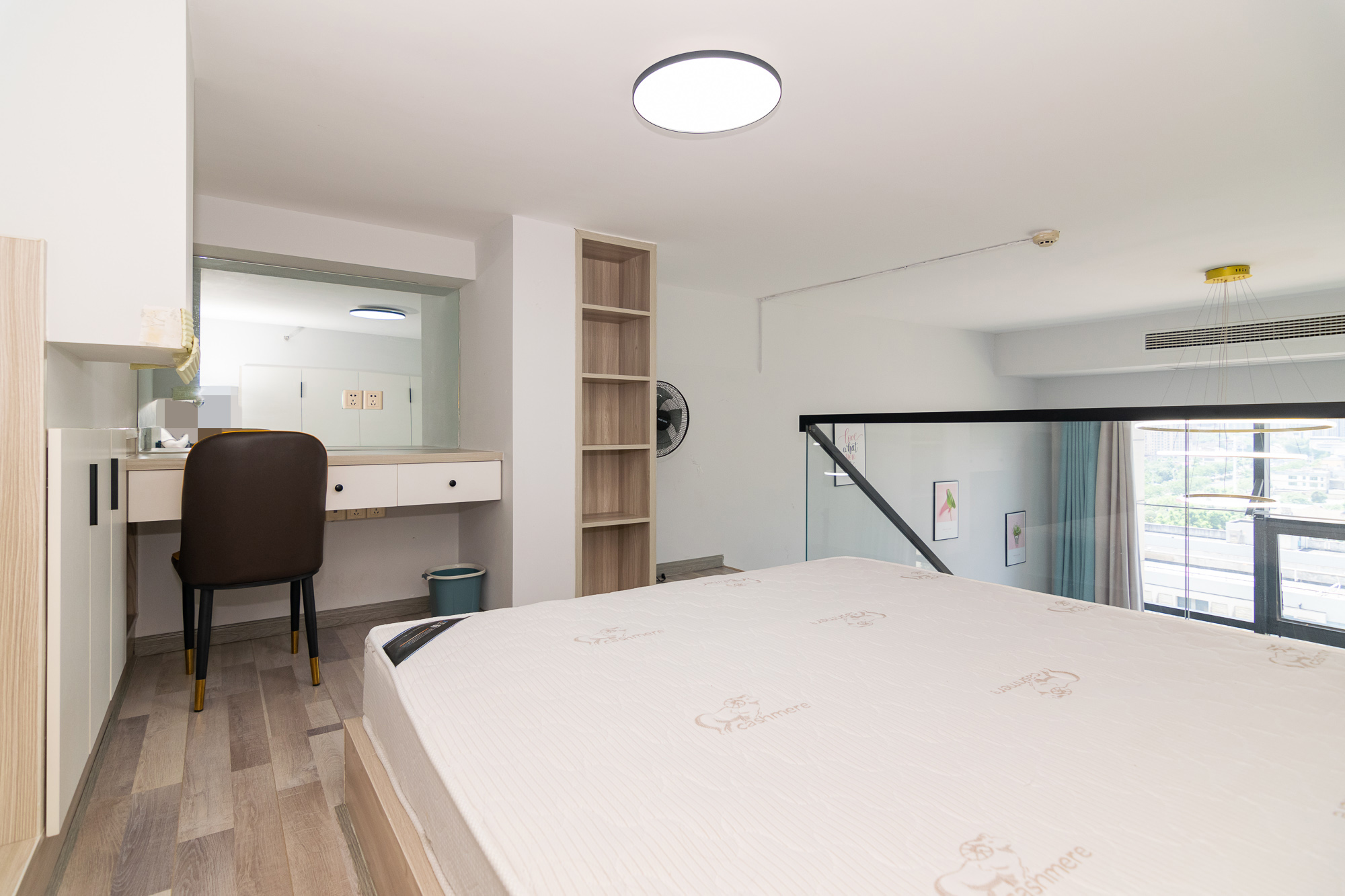 开利星空城市公馆  1室1厅1卫    25.0万 开利星空城市公馆  1室1厅1卫    25.0万卧室