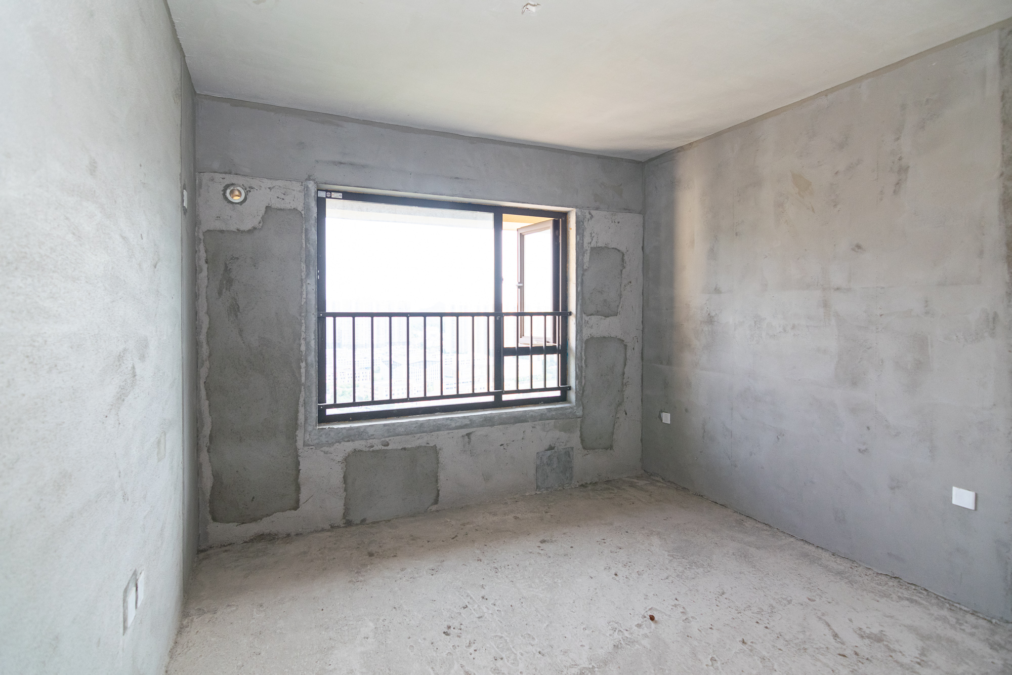 春晖花园 3室2厅2卫 73.6万 春晖花园 3室2厅2卫 73.6万卧室