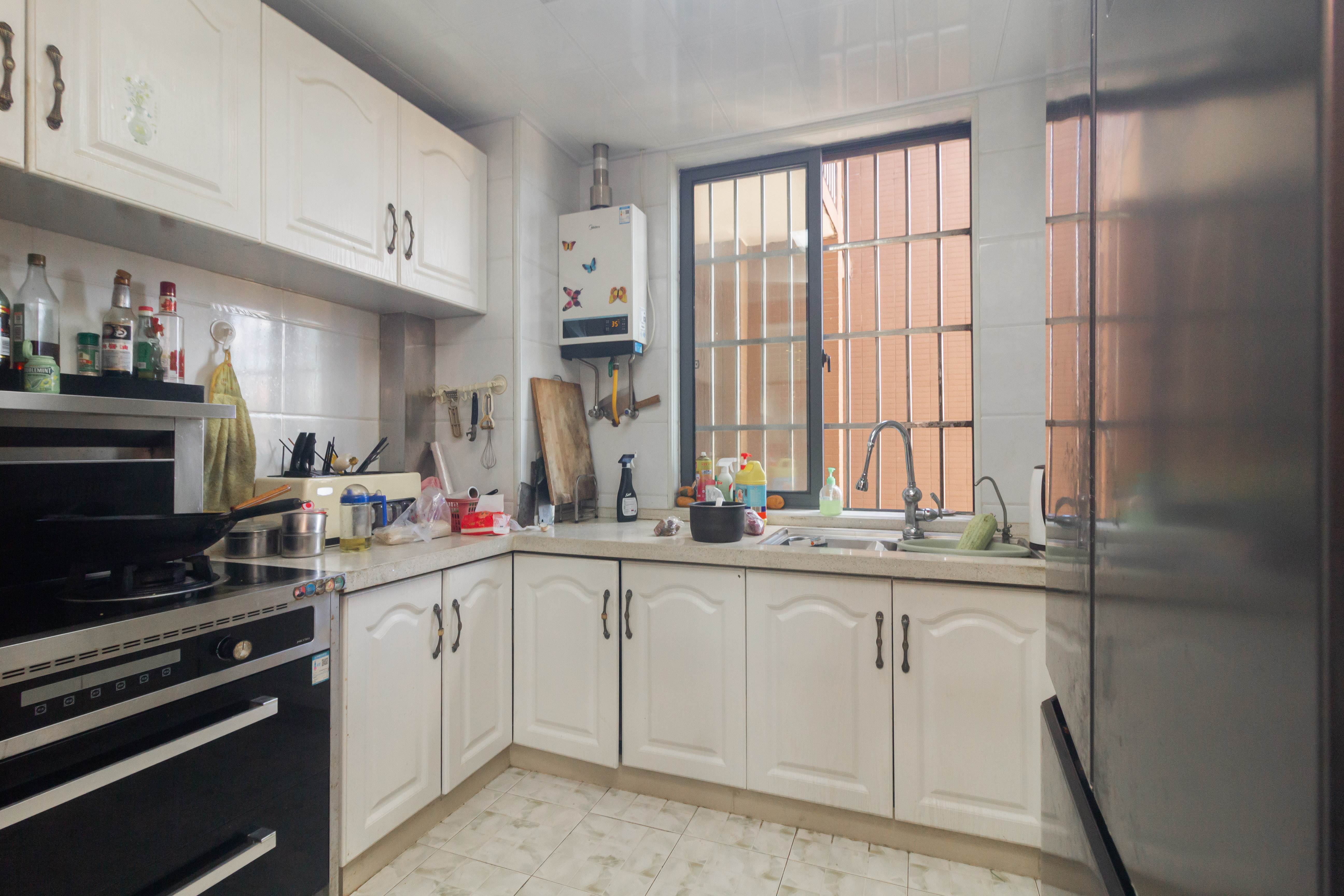 高林仕家 4室2厅2卫 81.8万 高林仕家 4室2厅2卫 81.8万厨房