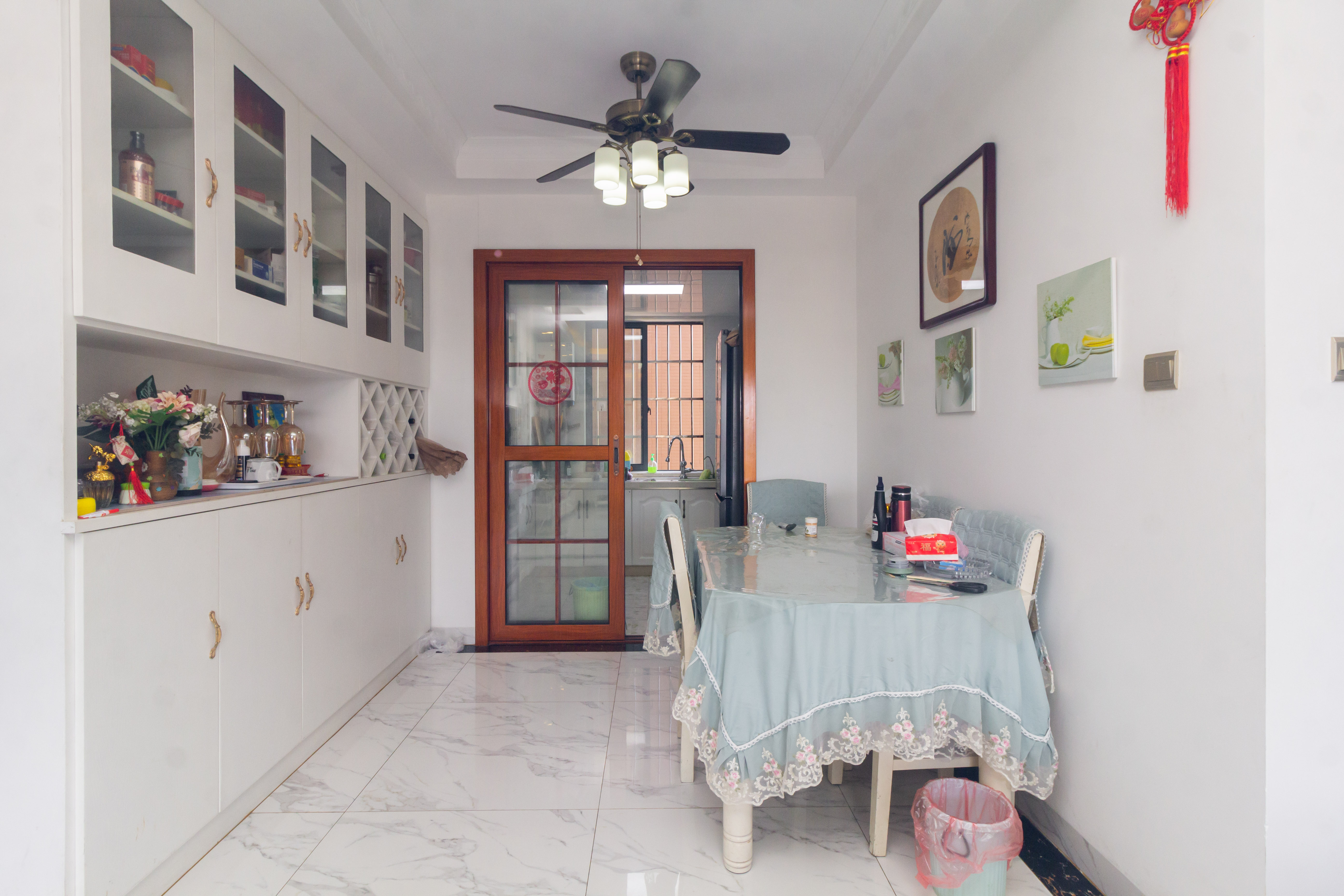 高林仕家 4室2厅2卫 81.8万 高林仕家 4室2厅2卫 81.8万客厅