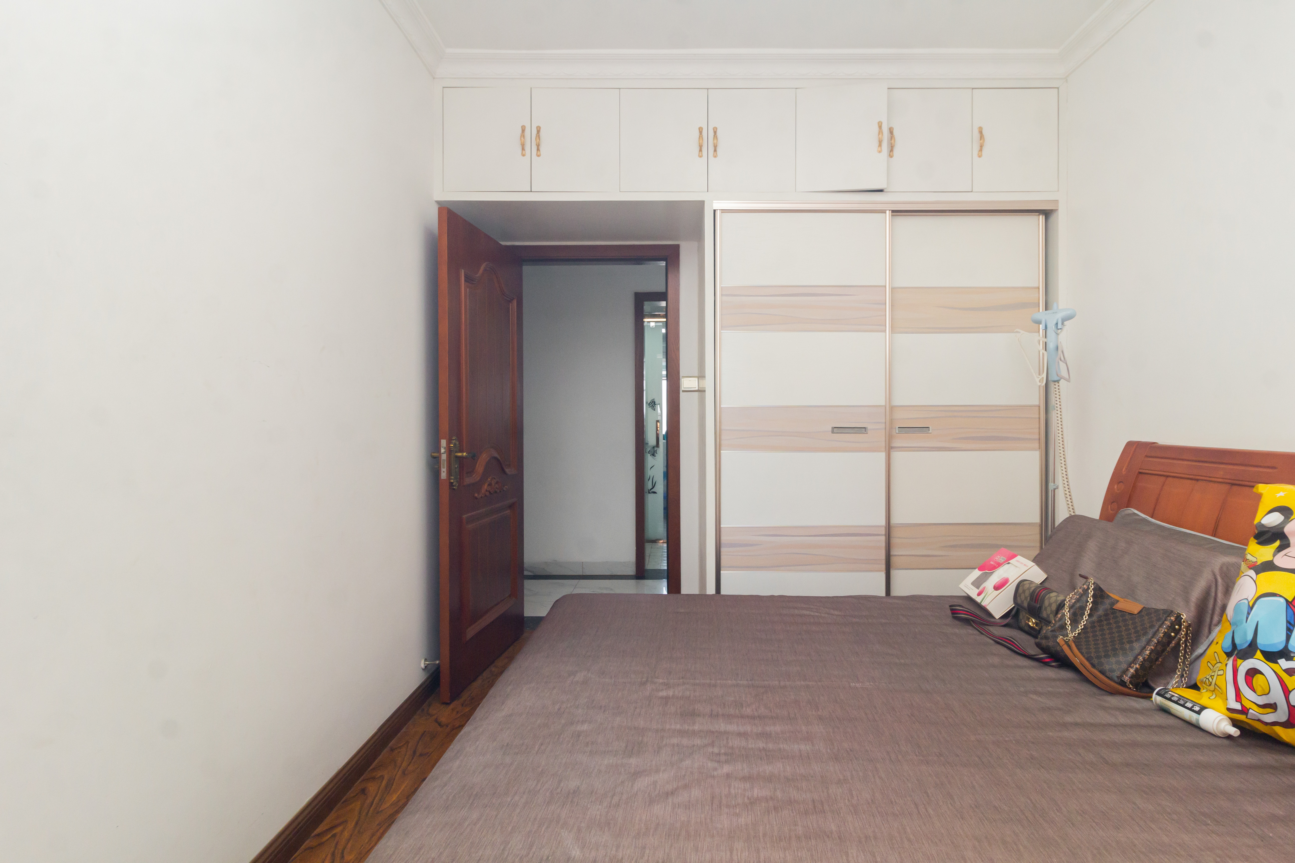 高林仕家 4室2厅2卫 81.8万 高林仕家 4室2厅2卫 81.8万卧室