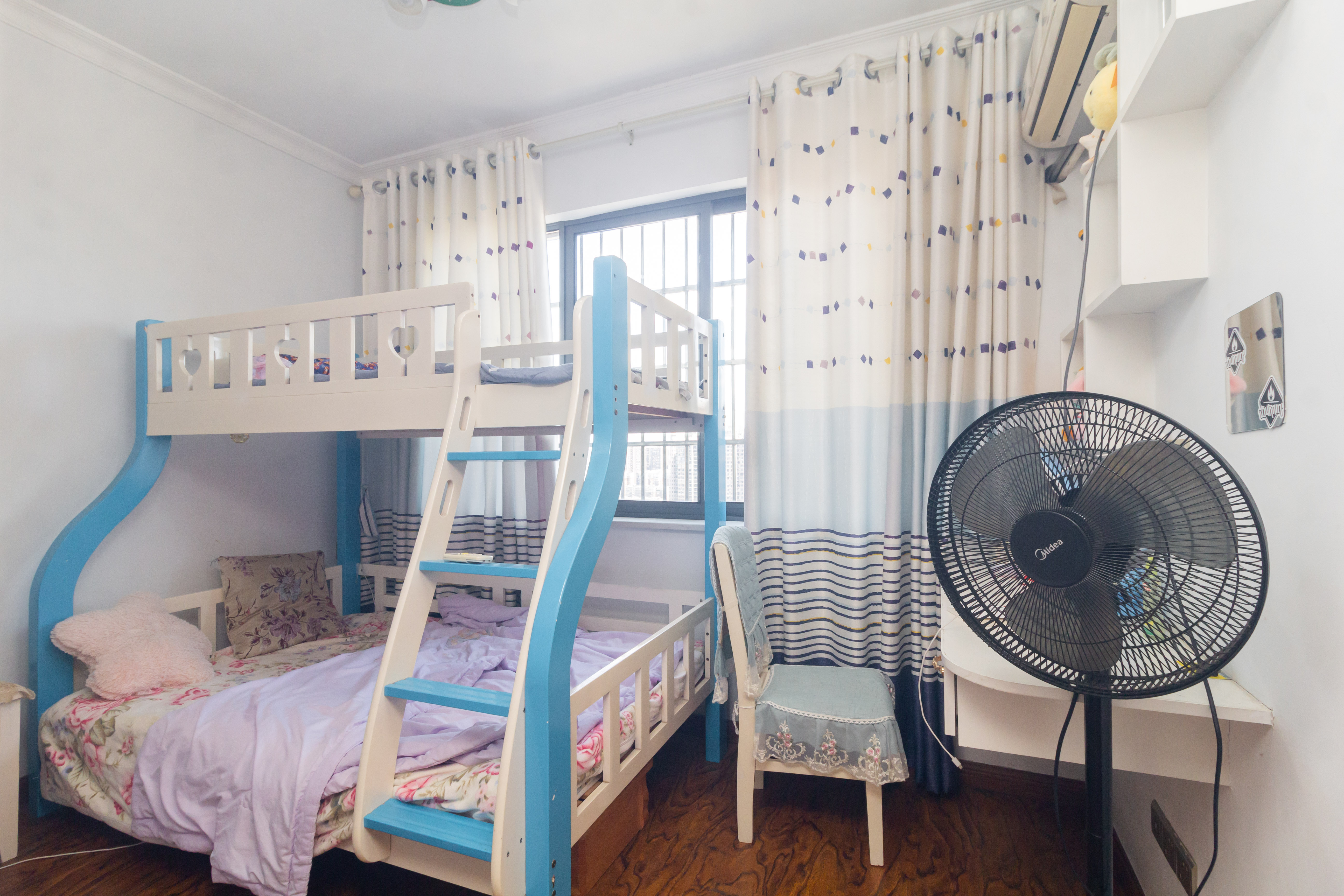 高林仕家 4室2厅2卫 81.8万 高林仕家 4室2厅2卫 81.8万卧室