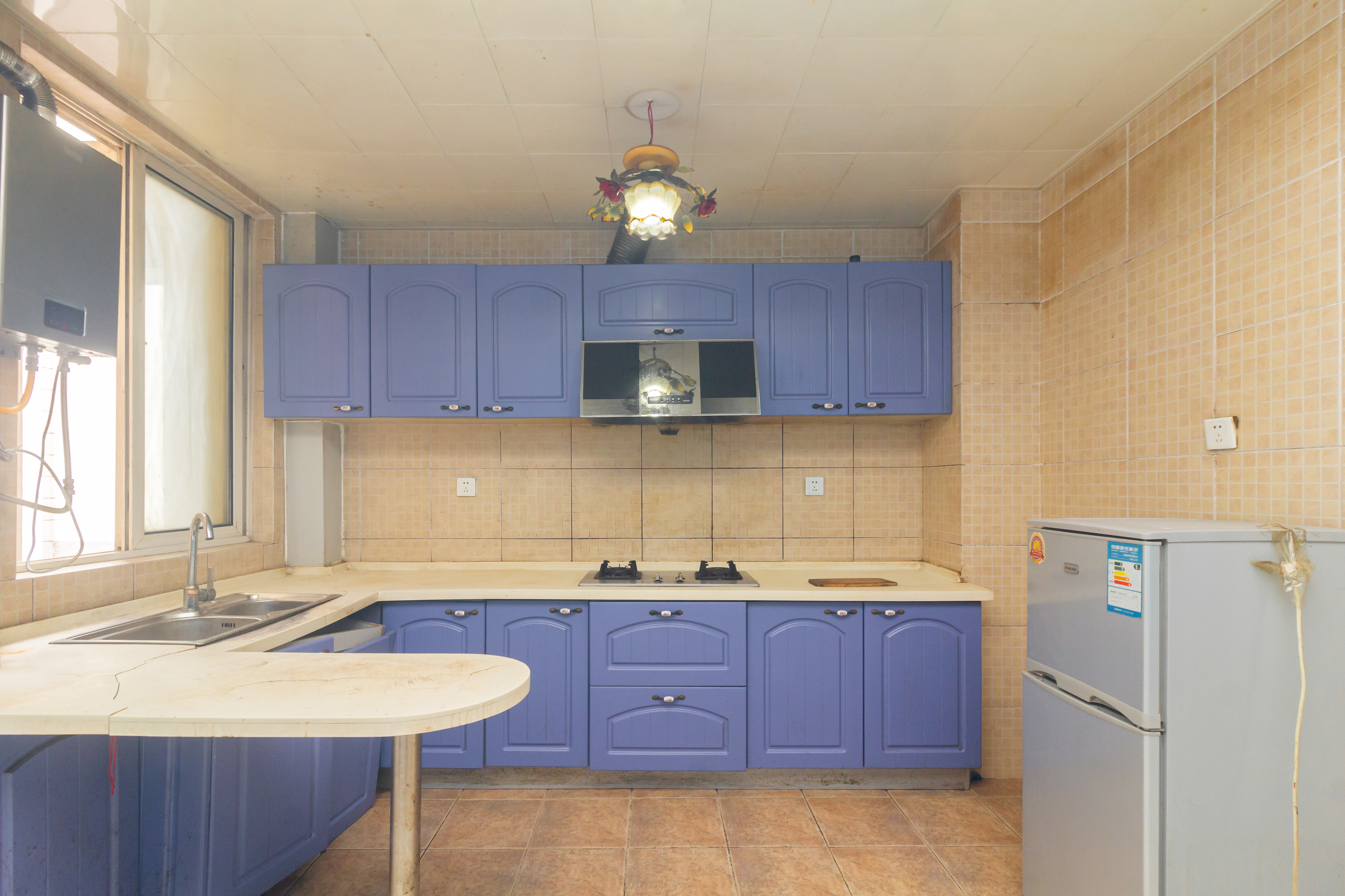 未来蜂巢 3室2厅2卫 58.8万 未来蜂巢 3室2厅2卫 58.8万厨房